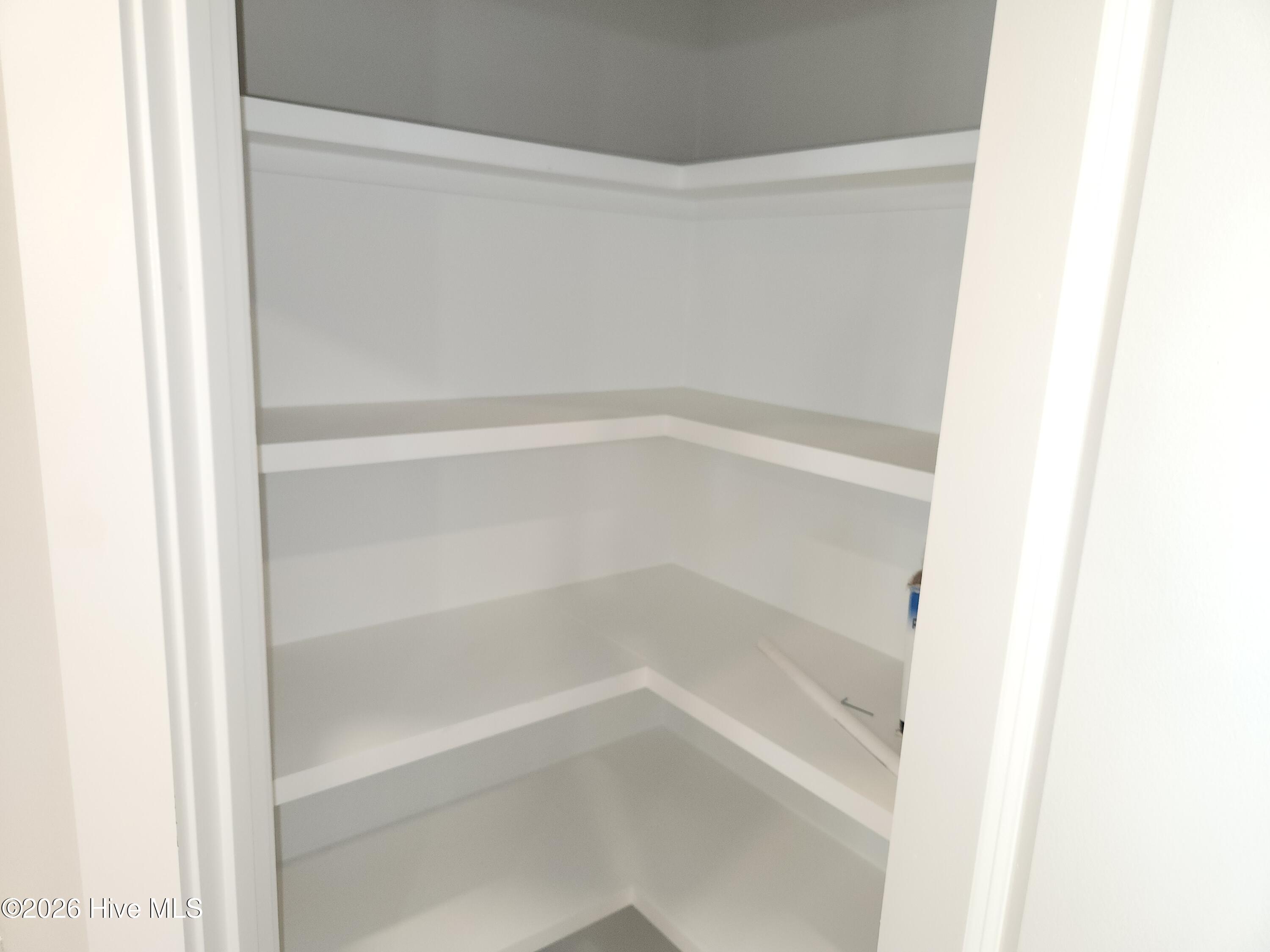 100566196 | Photo 21