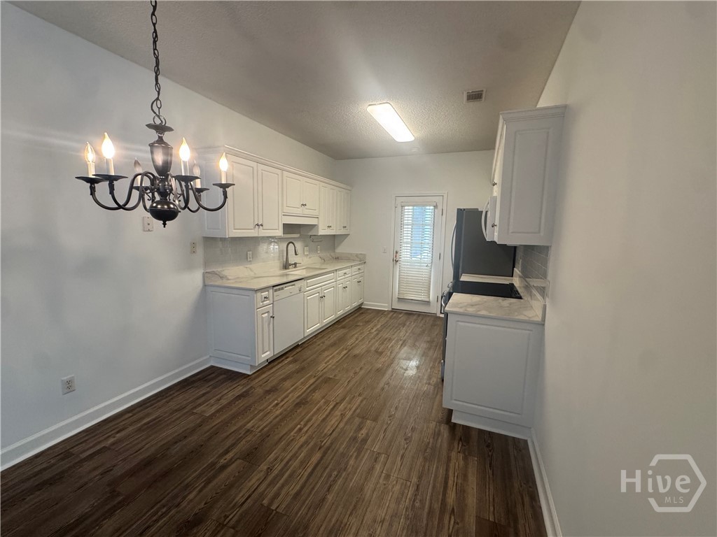 3rd image of 5 Kingslan Ct, Savannah, GA 31419 | MLS# SA361909