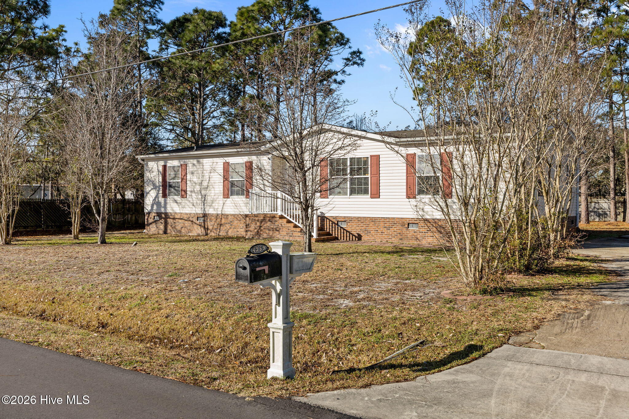 100550408 | Photo 38