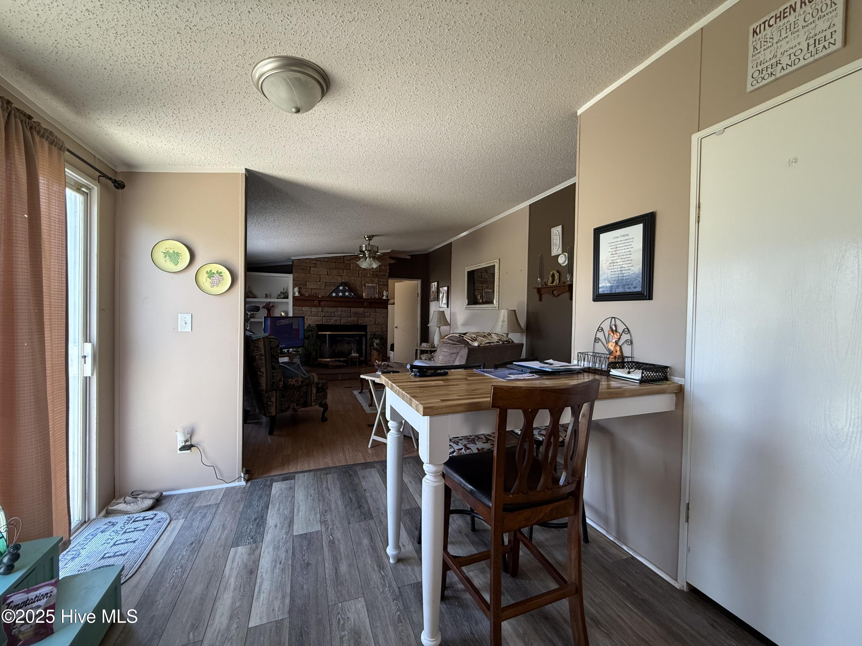 100502105 | Photo 29