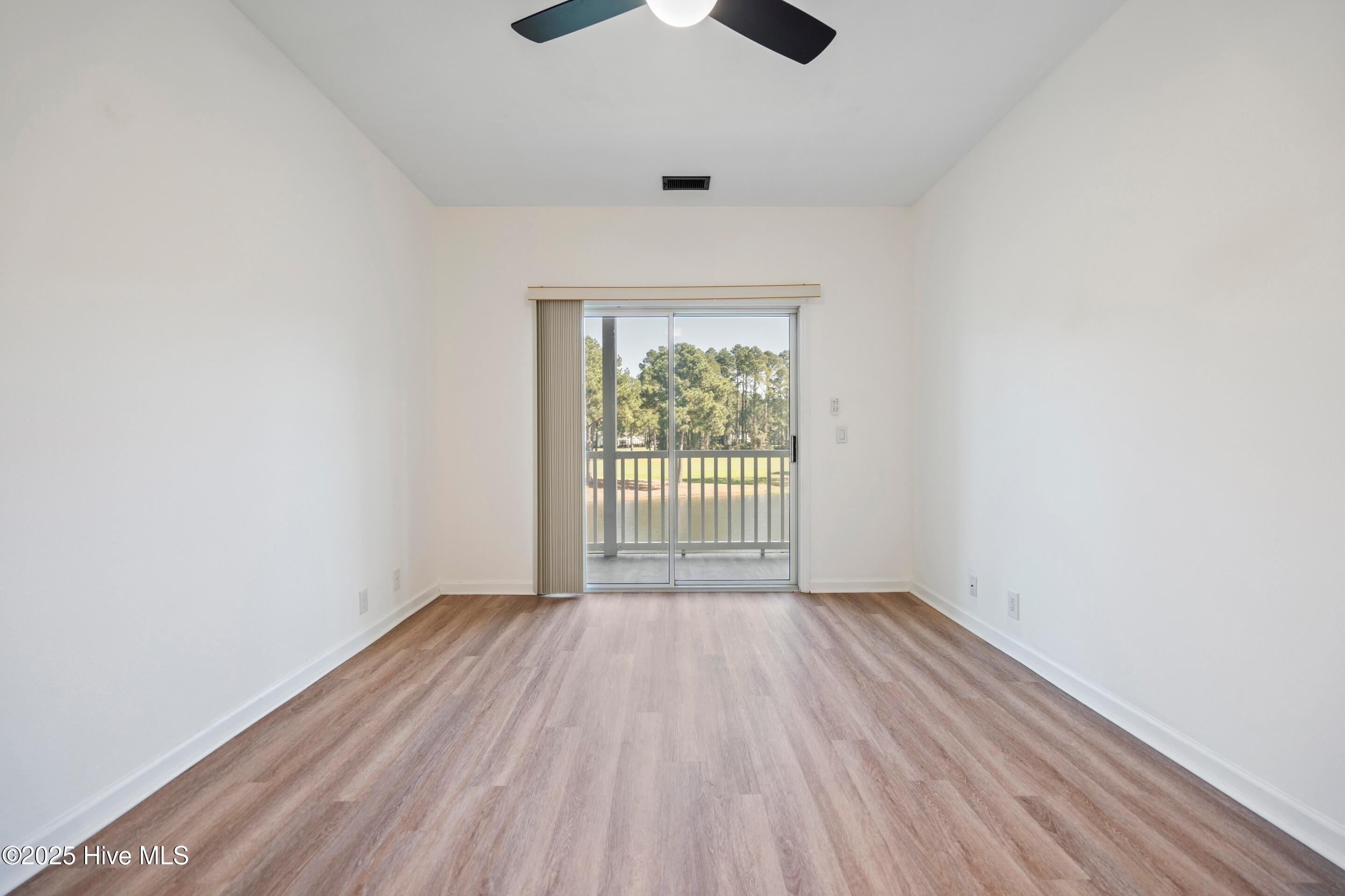 100551288 | Photo 24