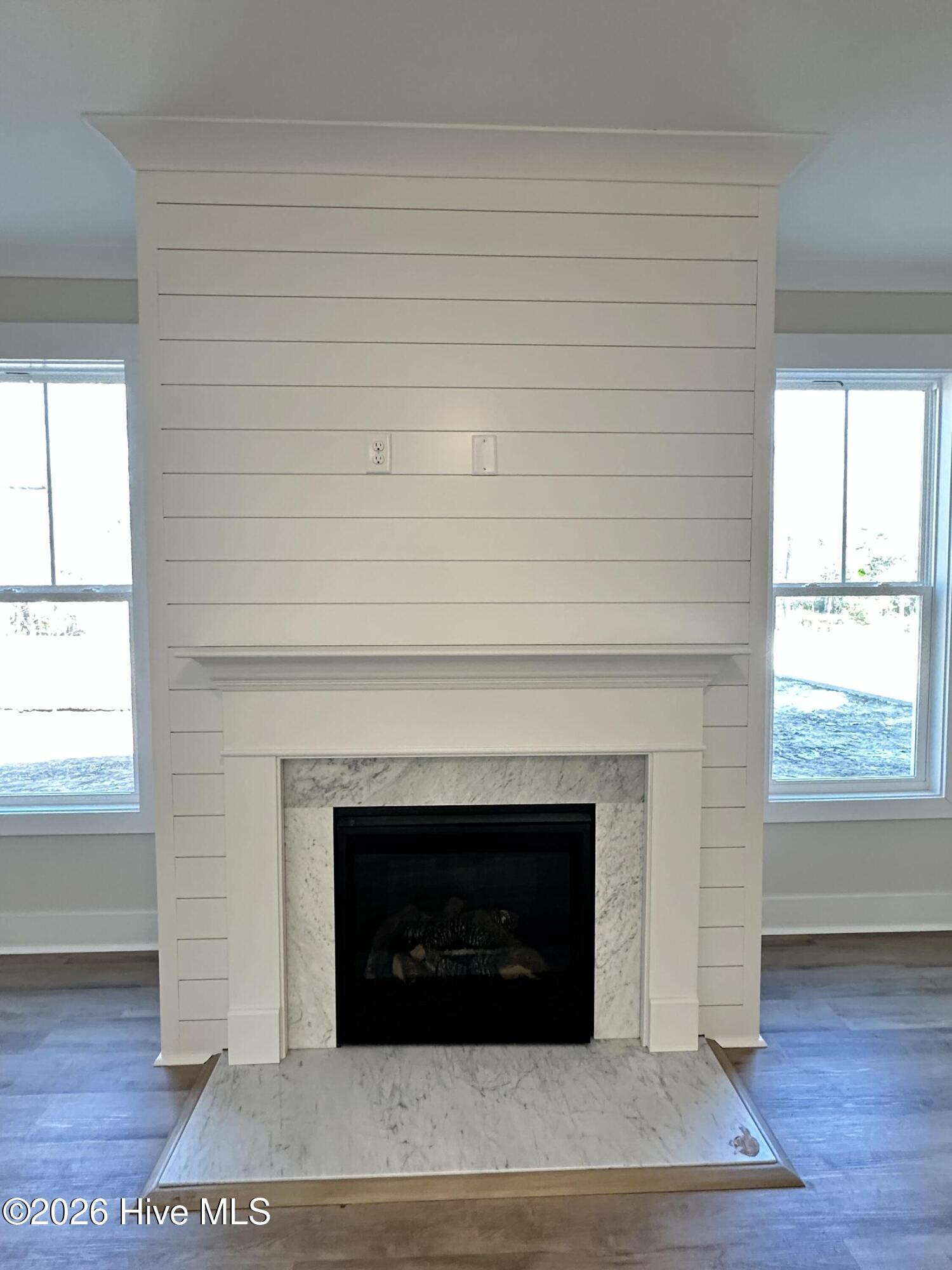 100542700 | Photo 37