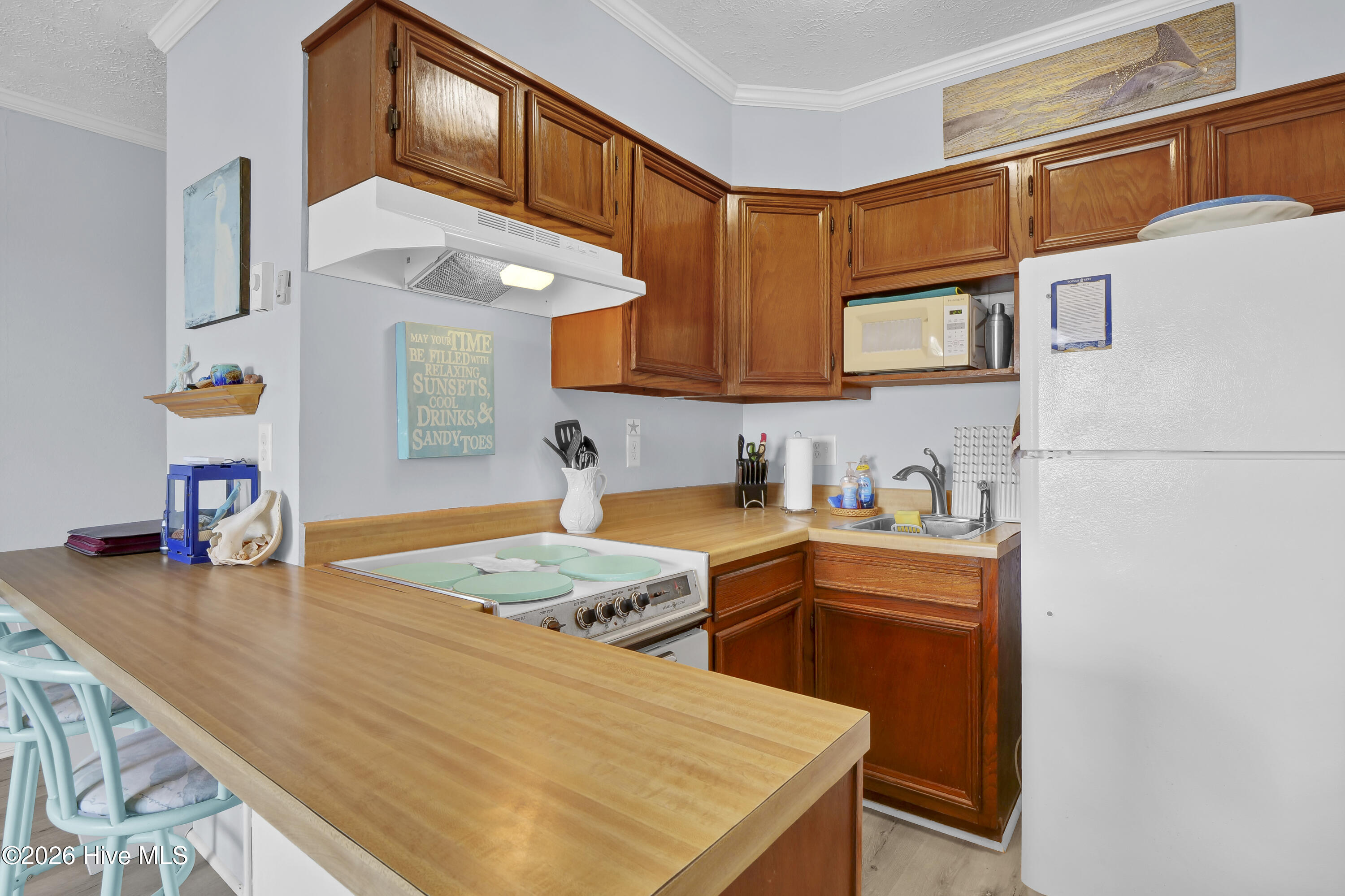 100563794 | Photo 16