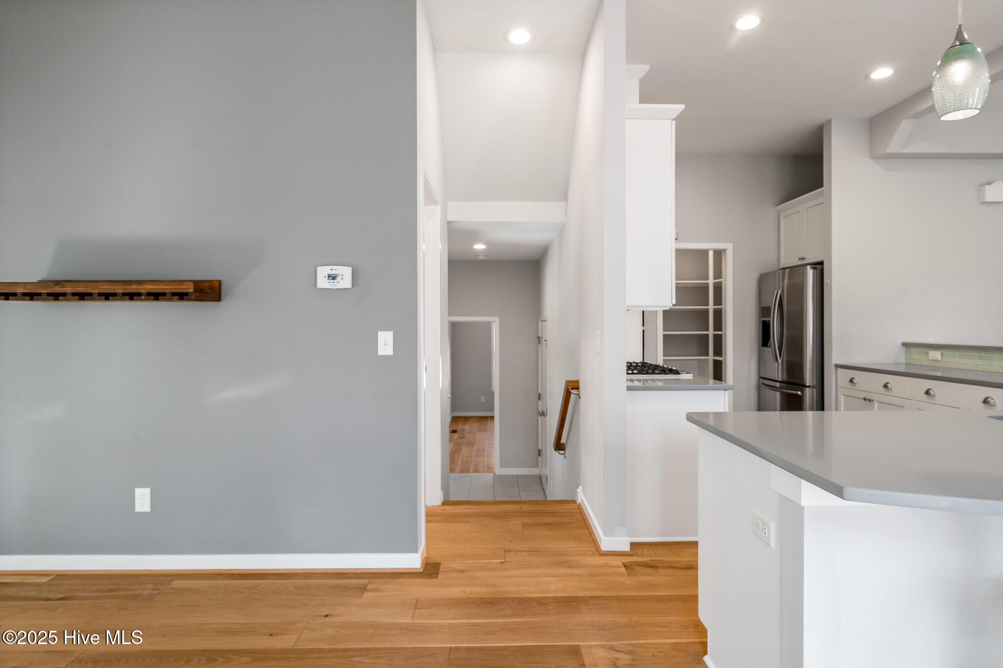 100540412 | Photo 26