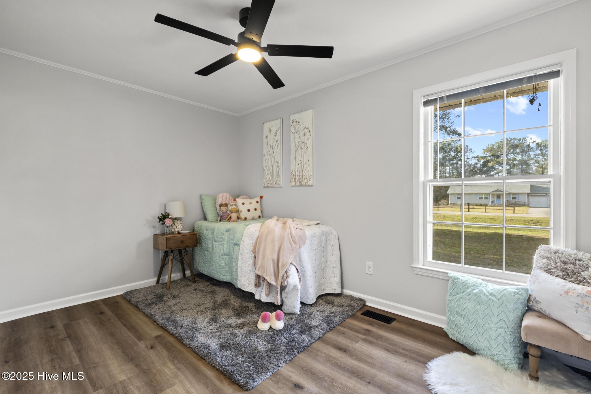 100541728 | Photo 18