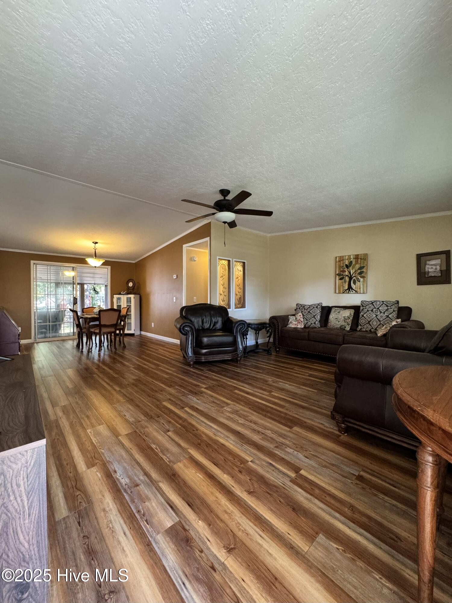 100538236 | Photo 16