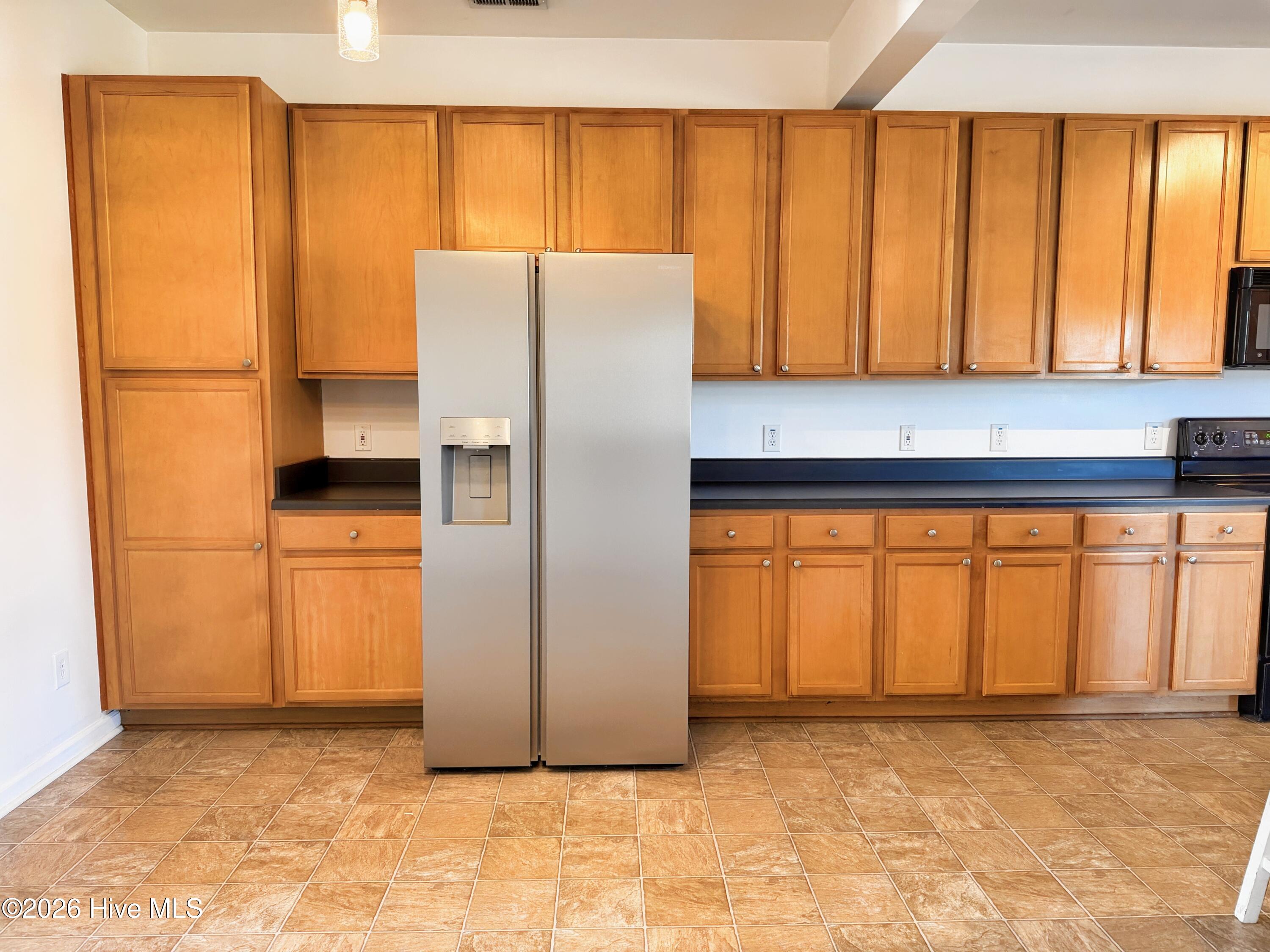 100547389 | Photo 10