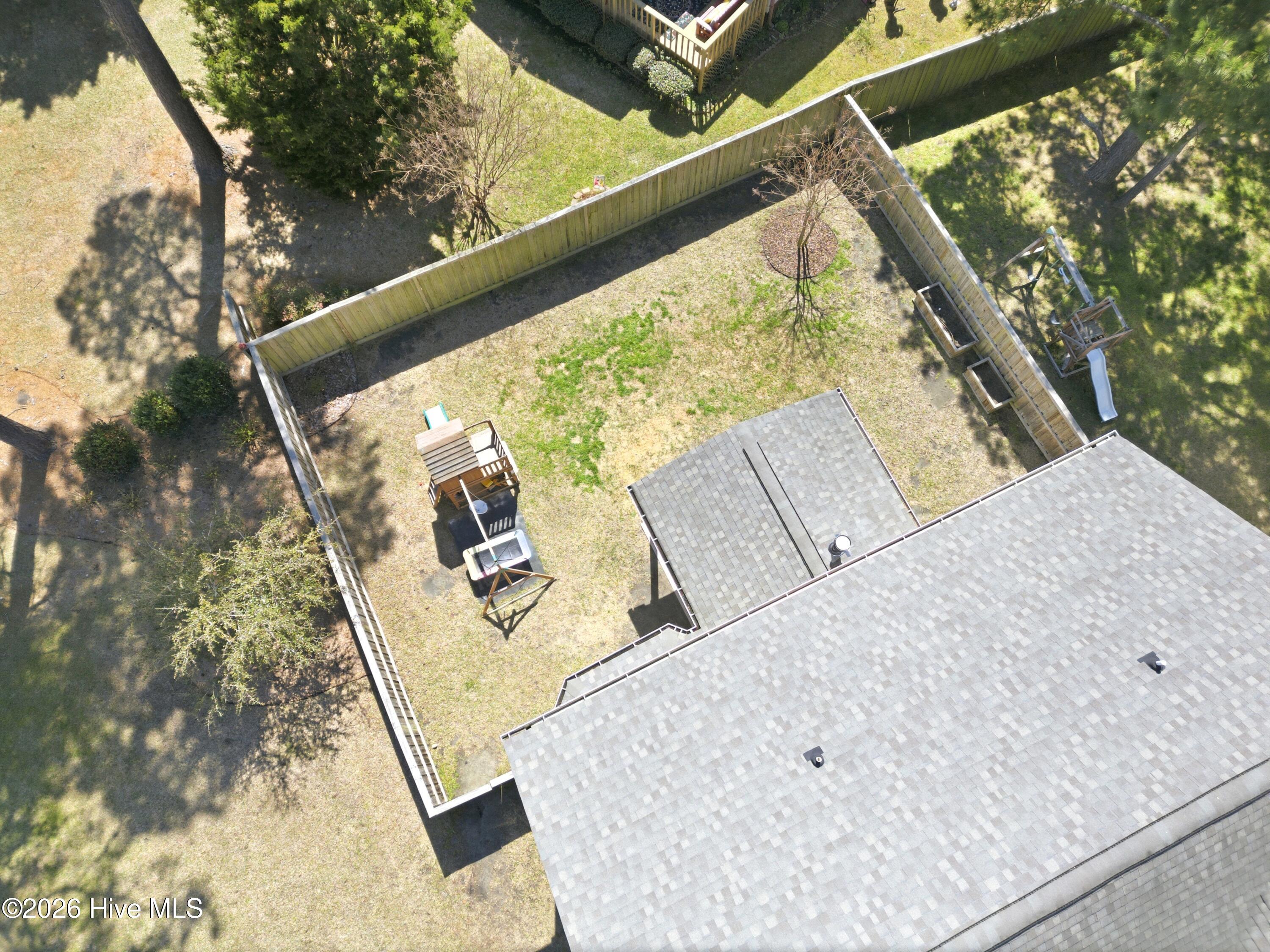 100561157 | Photo 65