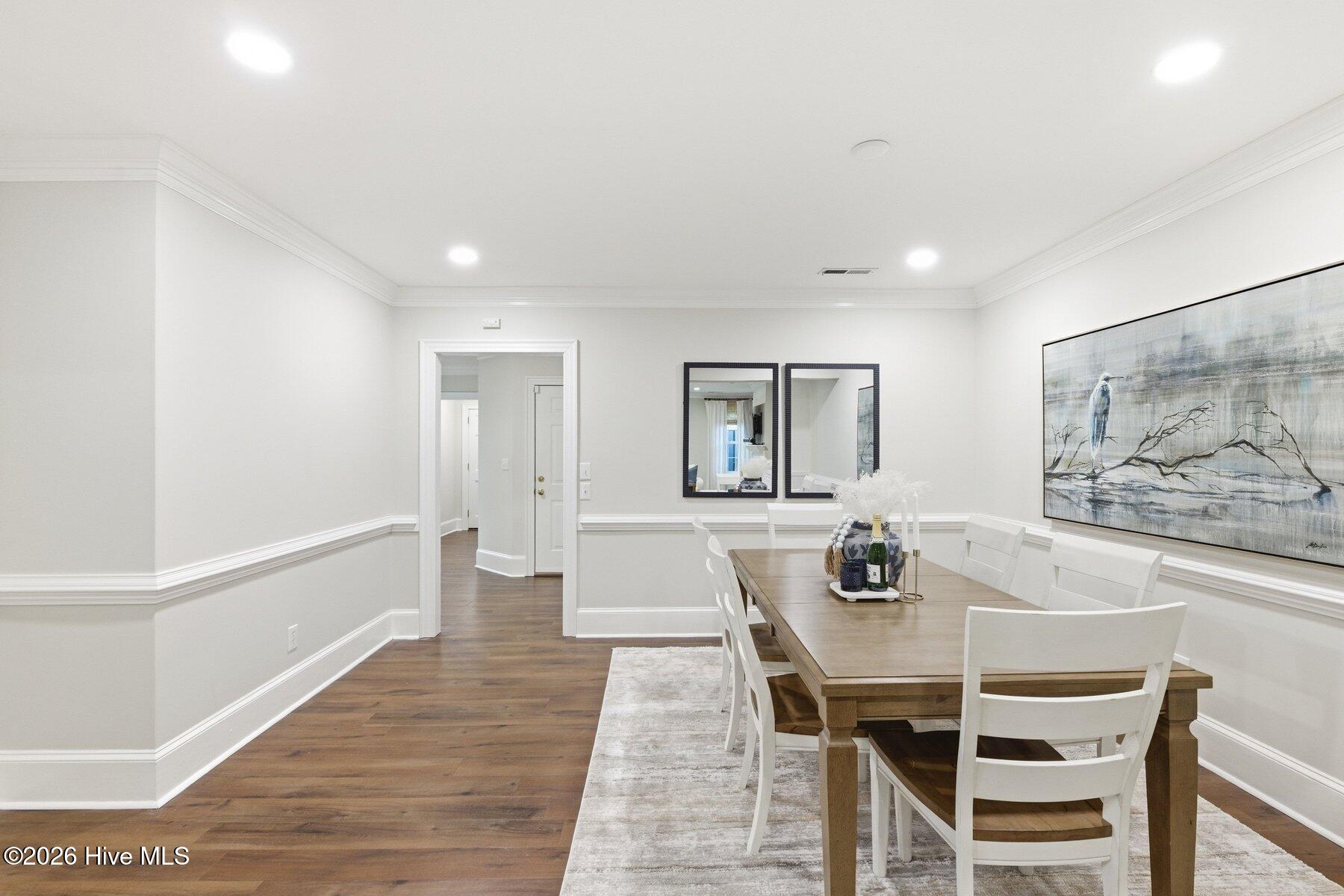 100566257 | Photo 14