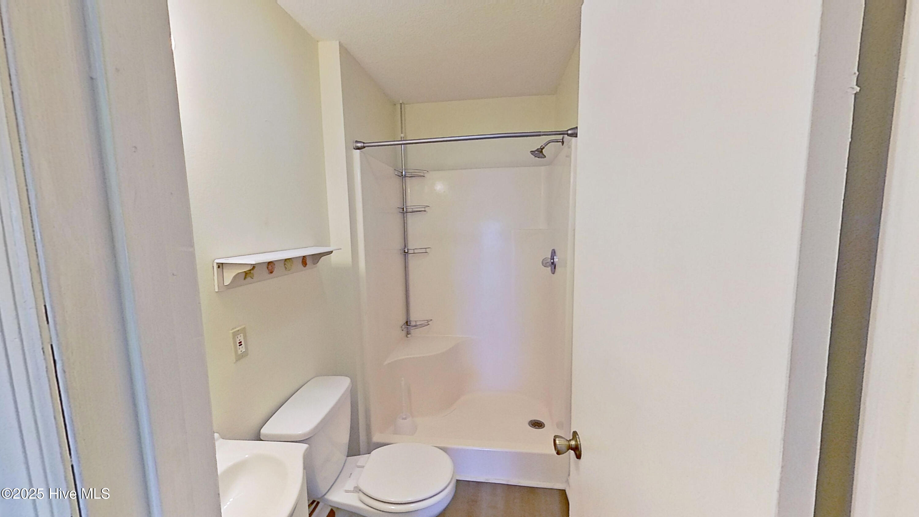 100543059 | Photo 15