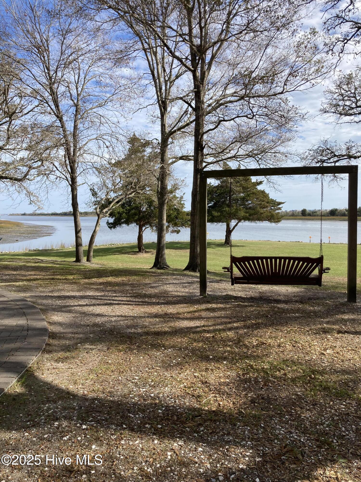 100546057 | Photo 34