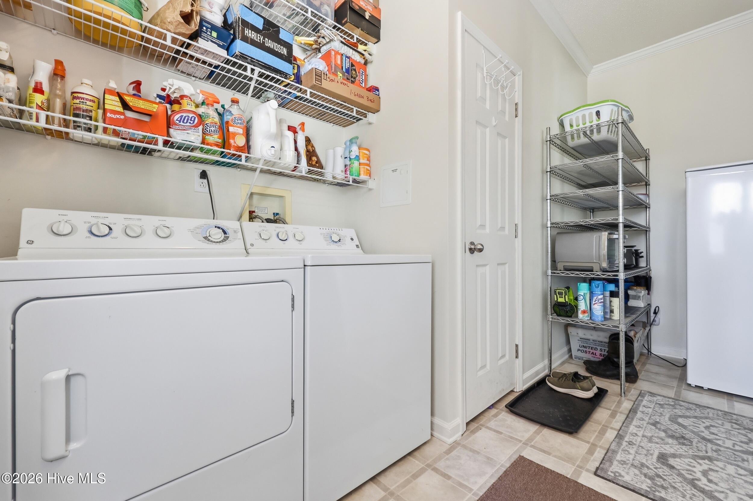 100561141 | Photo 24