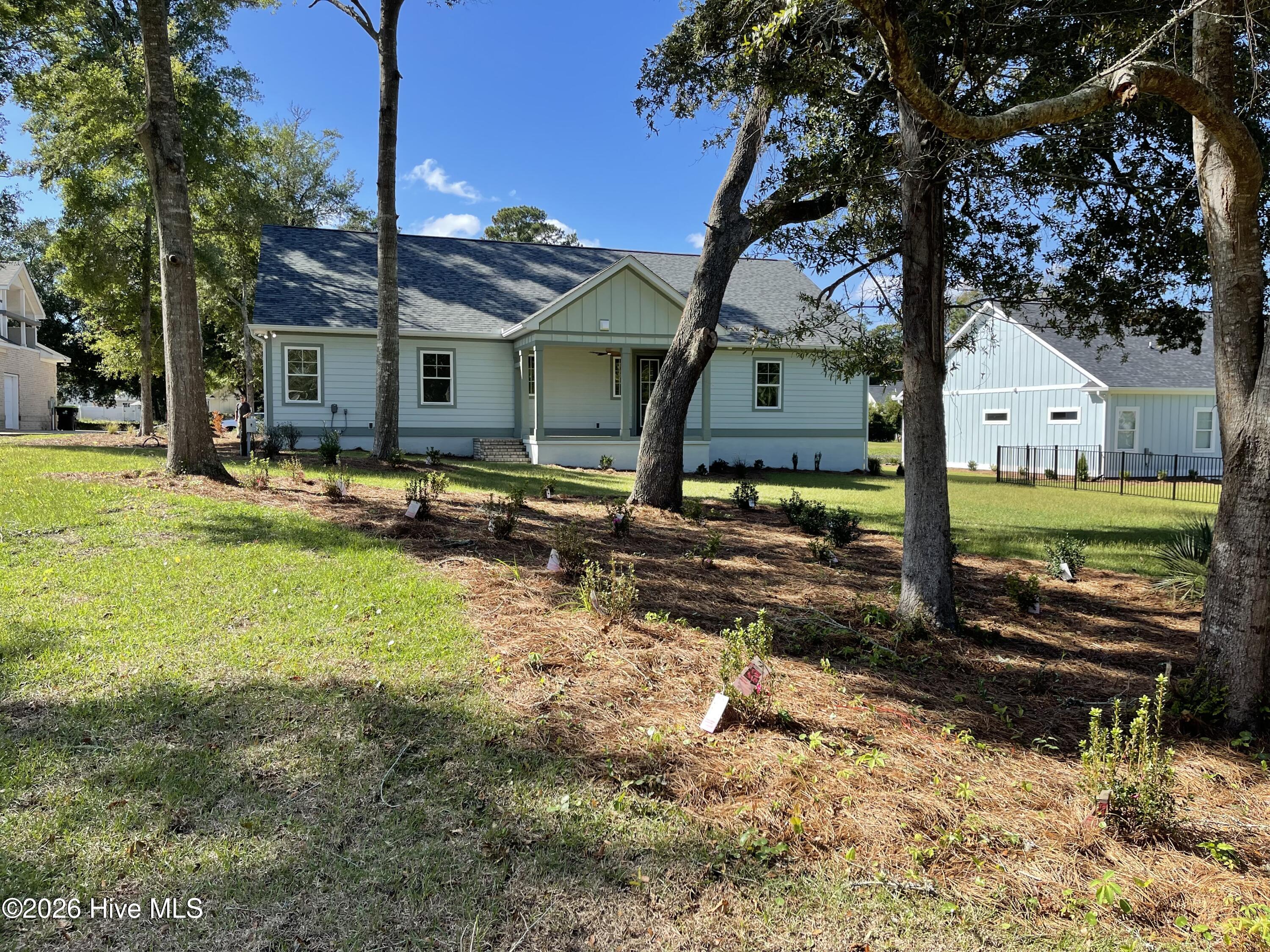 Photo 3 of Single family home for sale at 1848 Oak Harbour Dr SW, Ocean Isle Beach, NC 28469 | MLS# 100593601 | Listing updated on 2026-10-19