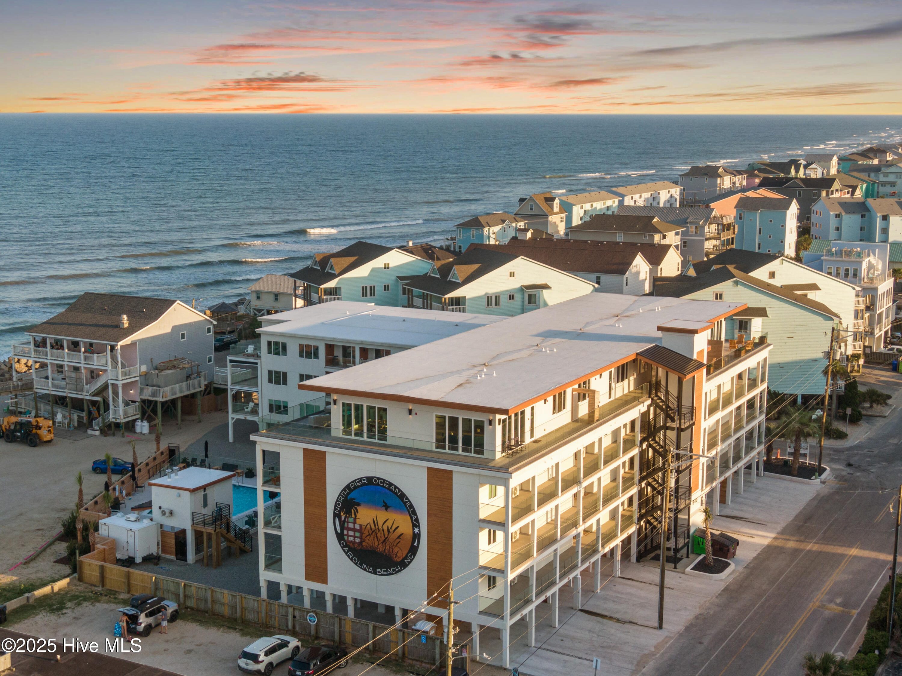 100523213 | Photo 29