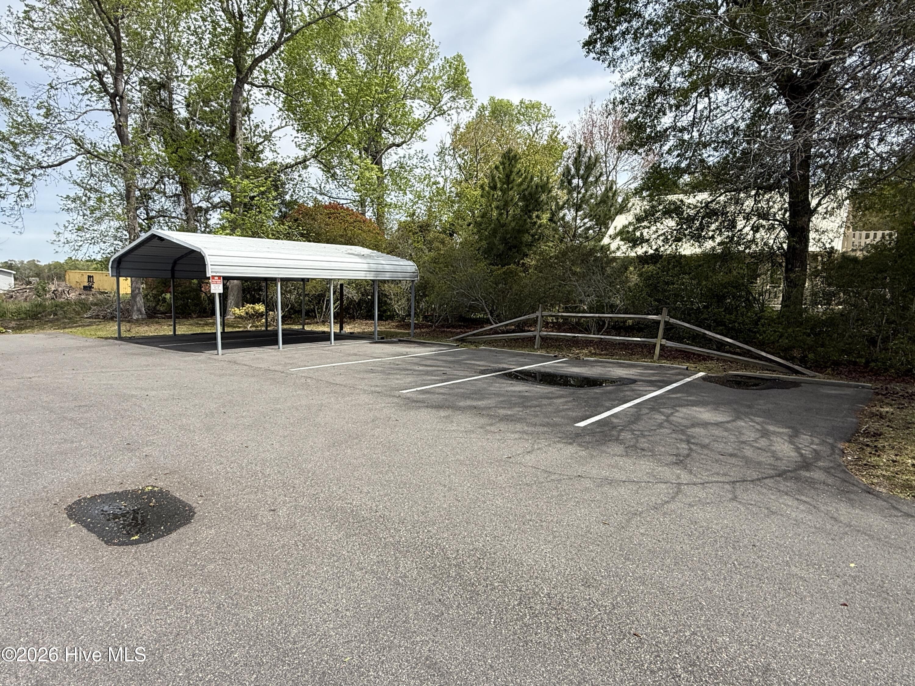 100565253 | Photo 20