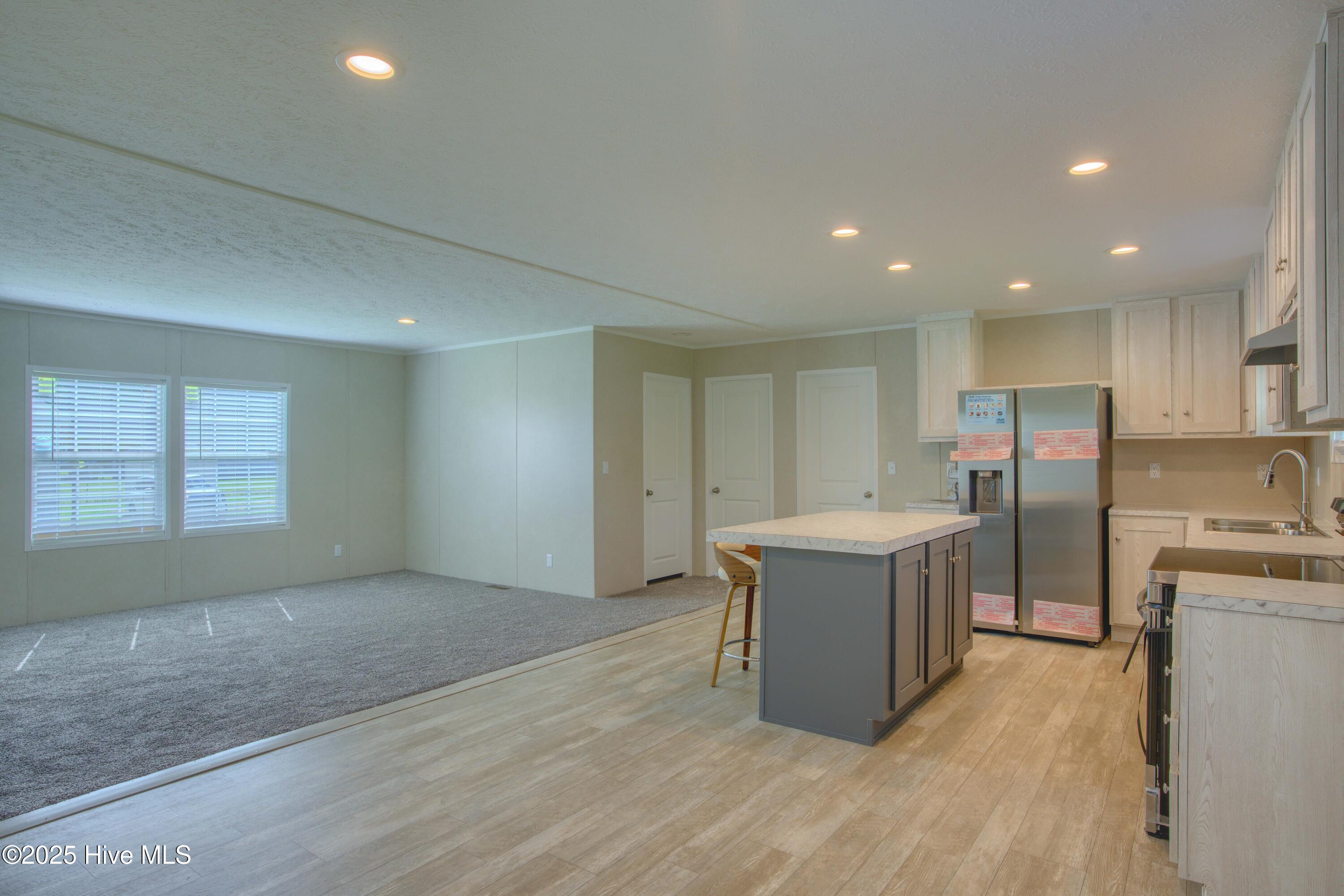 100528451 | Photo 12