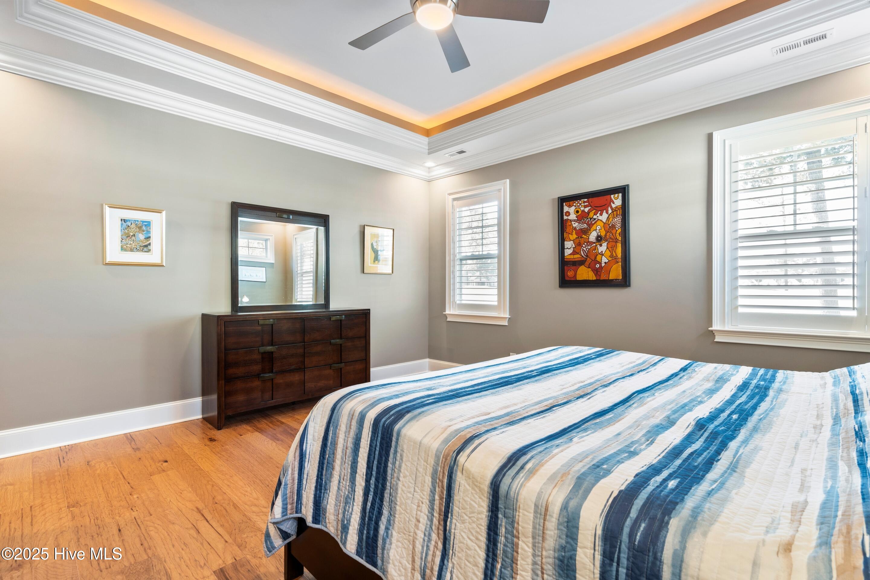 100541782 | Photo 26