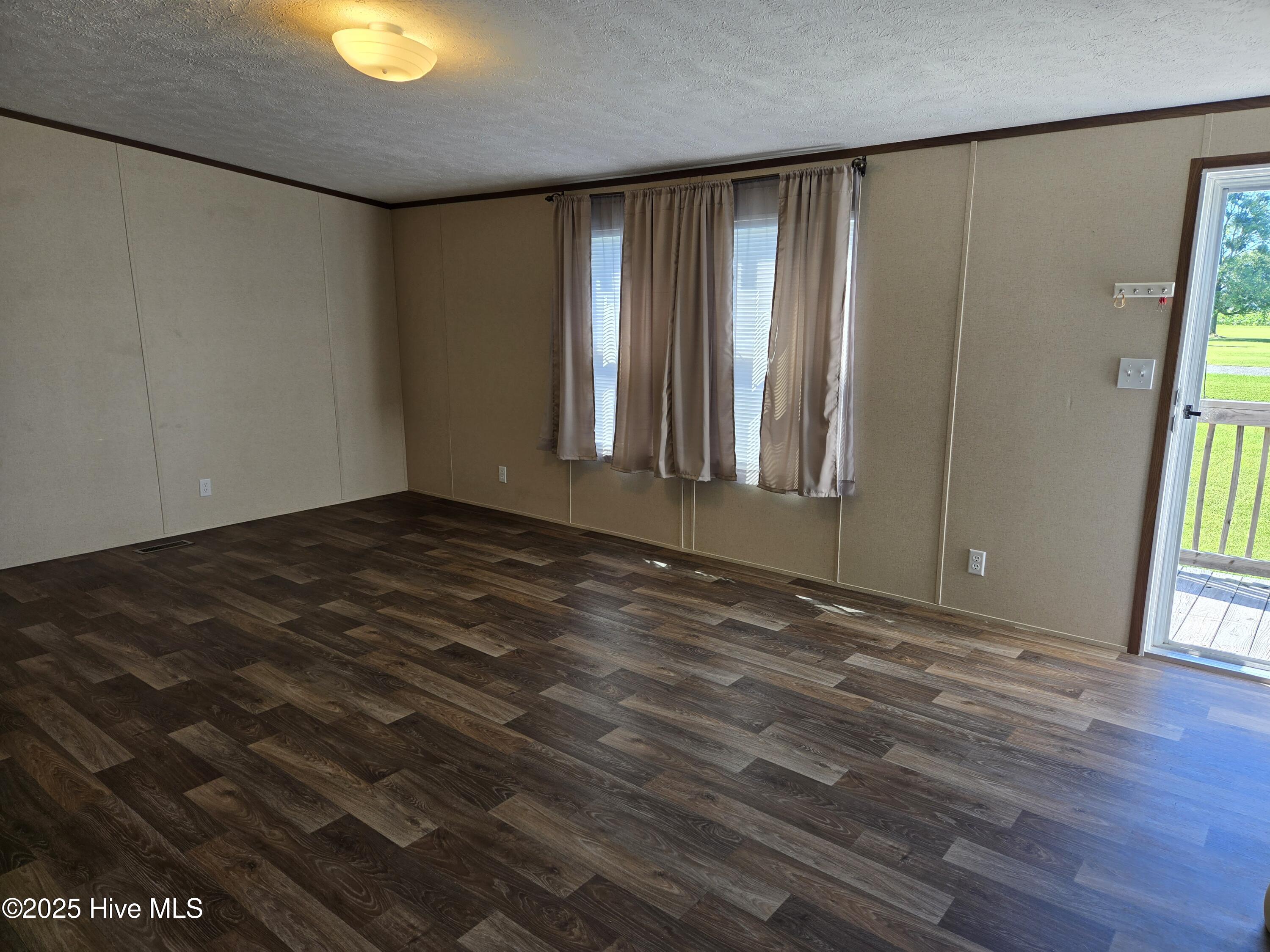 Homes for sale in La Grange, NC | 144 Beston Dr, La Grange, NC 28551 | MLS# 100514168