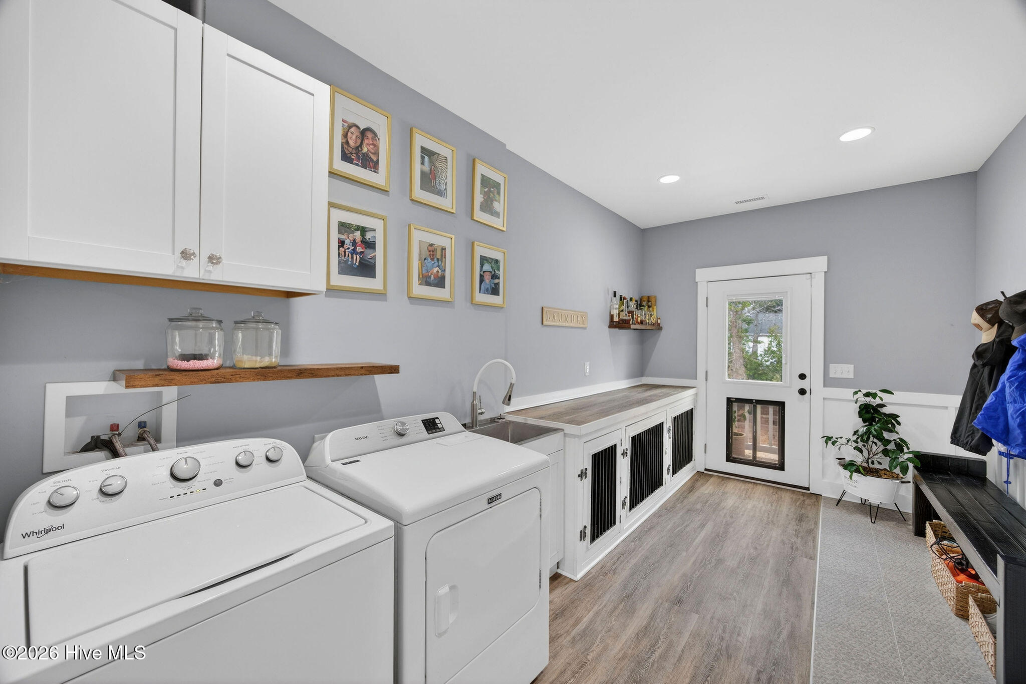 100555452 | Photo 35