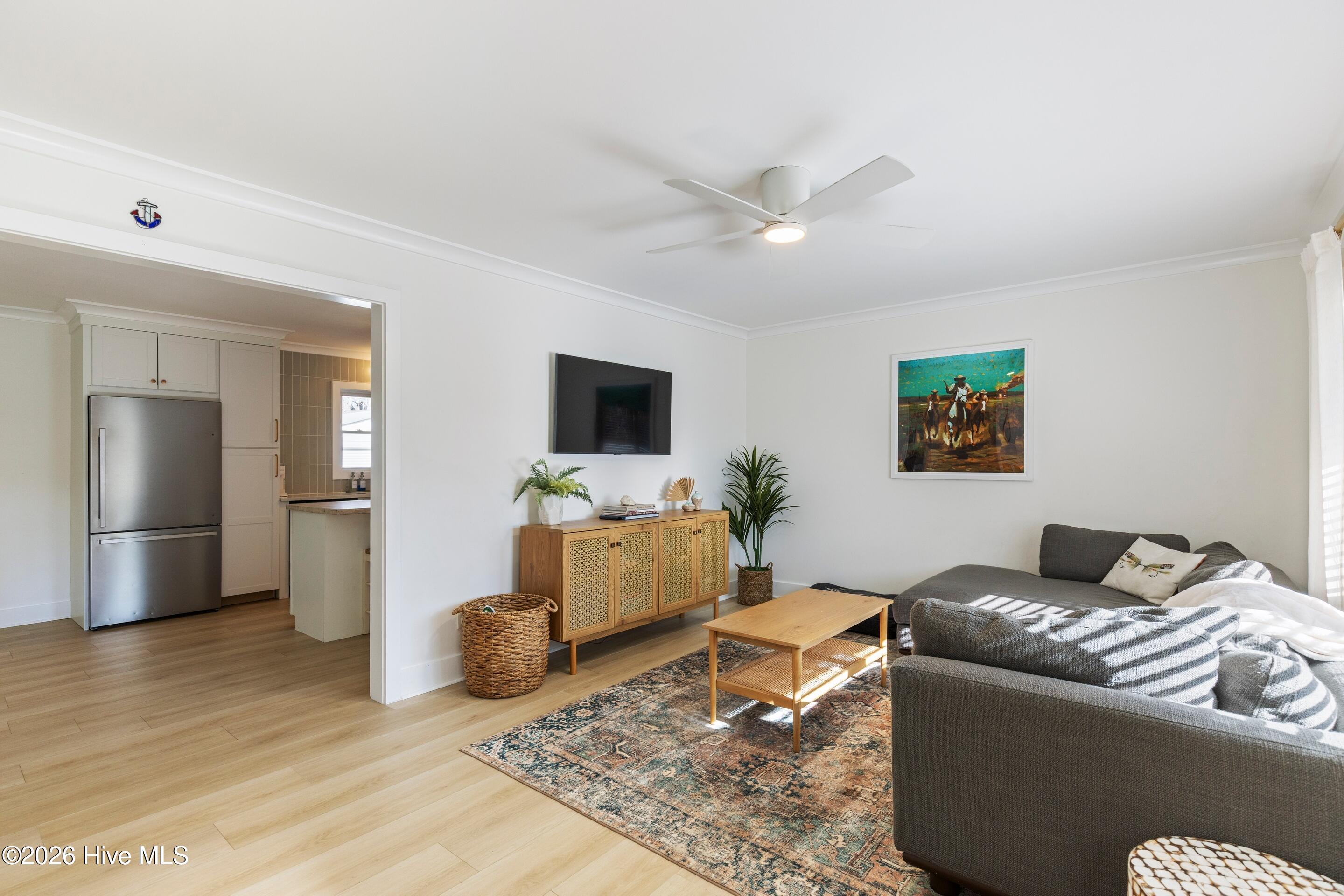 100547942 | Photo 16