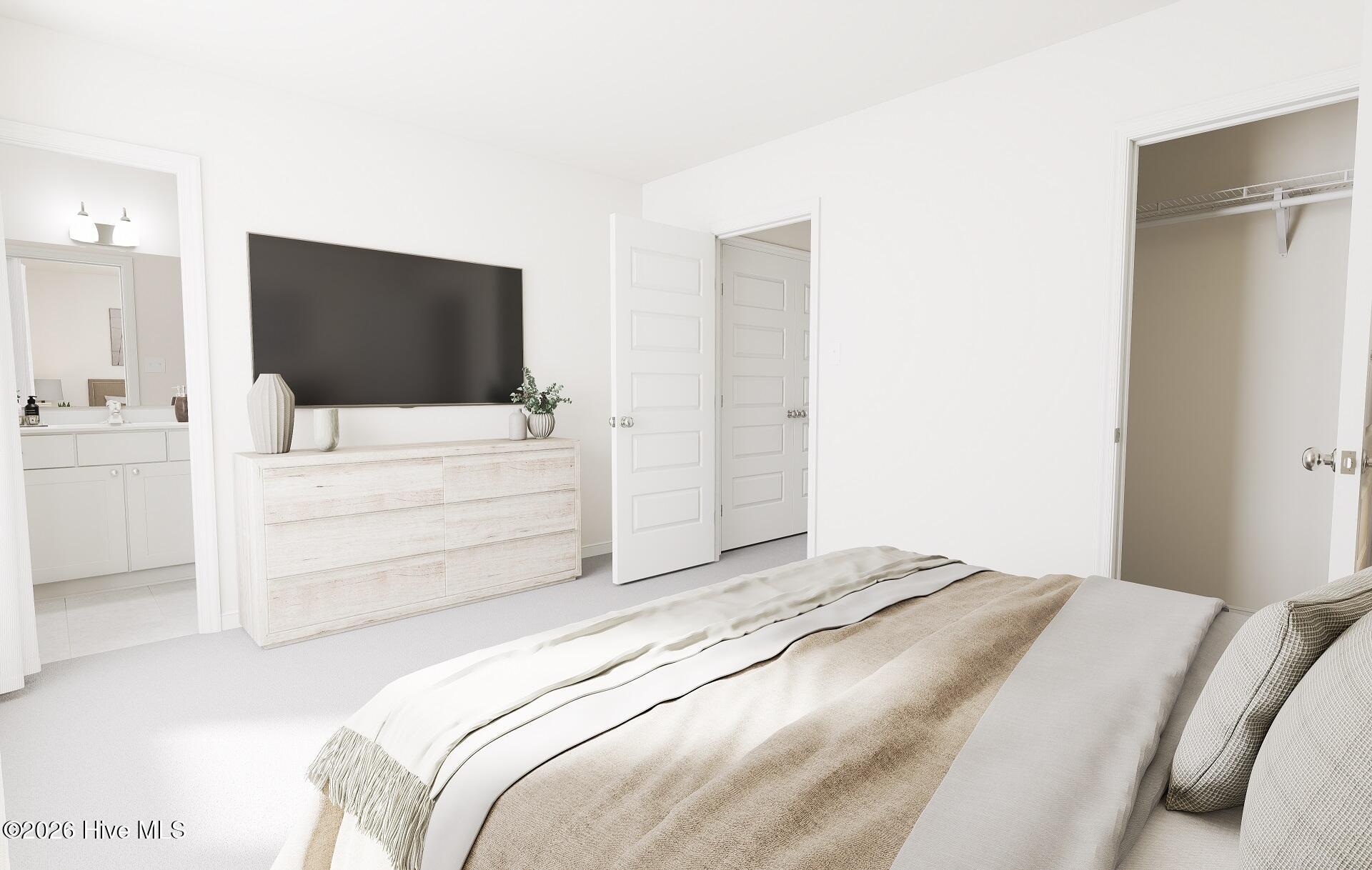 100568320 | Photo 13