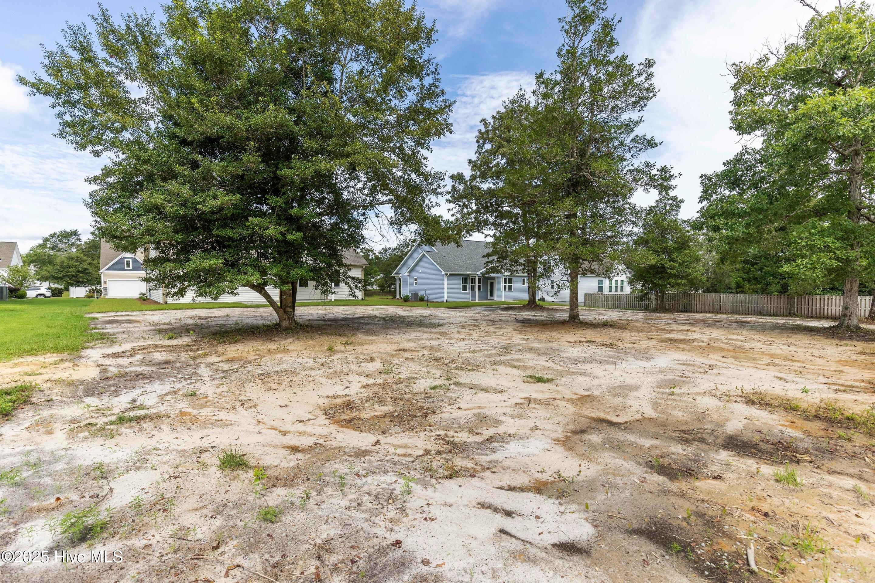 100545595 | Photo 52