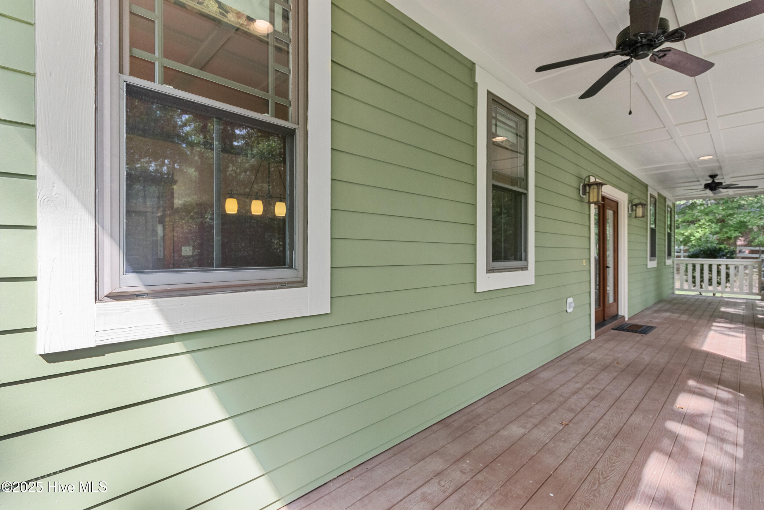 107 Overlook Drive, Hampstead, NC 28443 – photo 11: 14_front porch