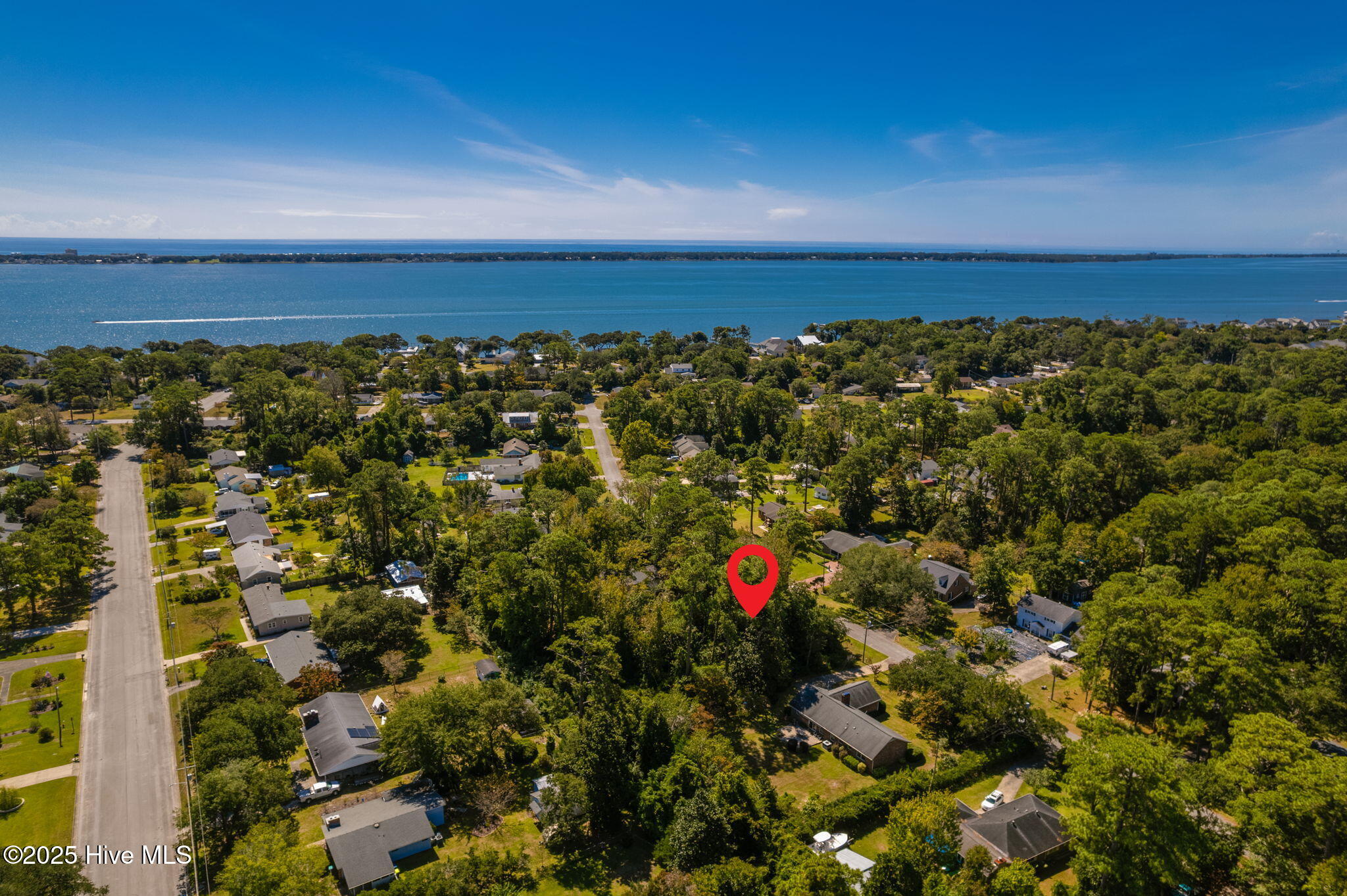 211 Larkin Street, Morehead City