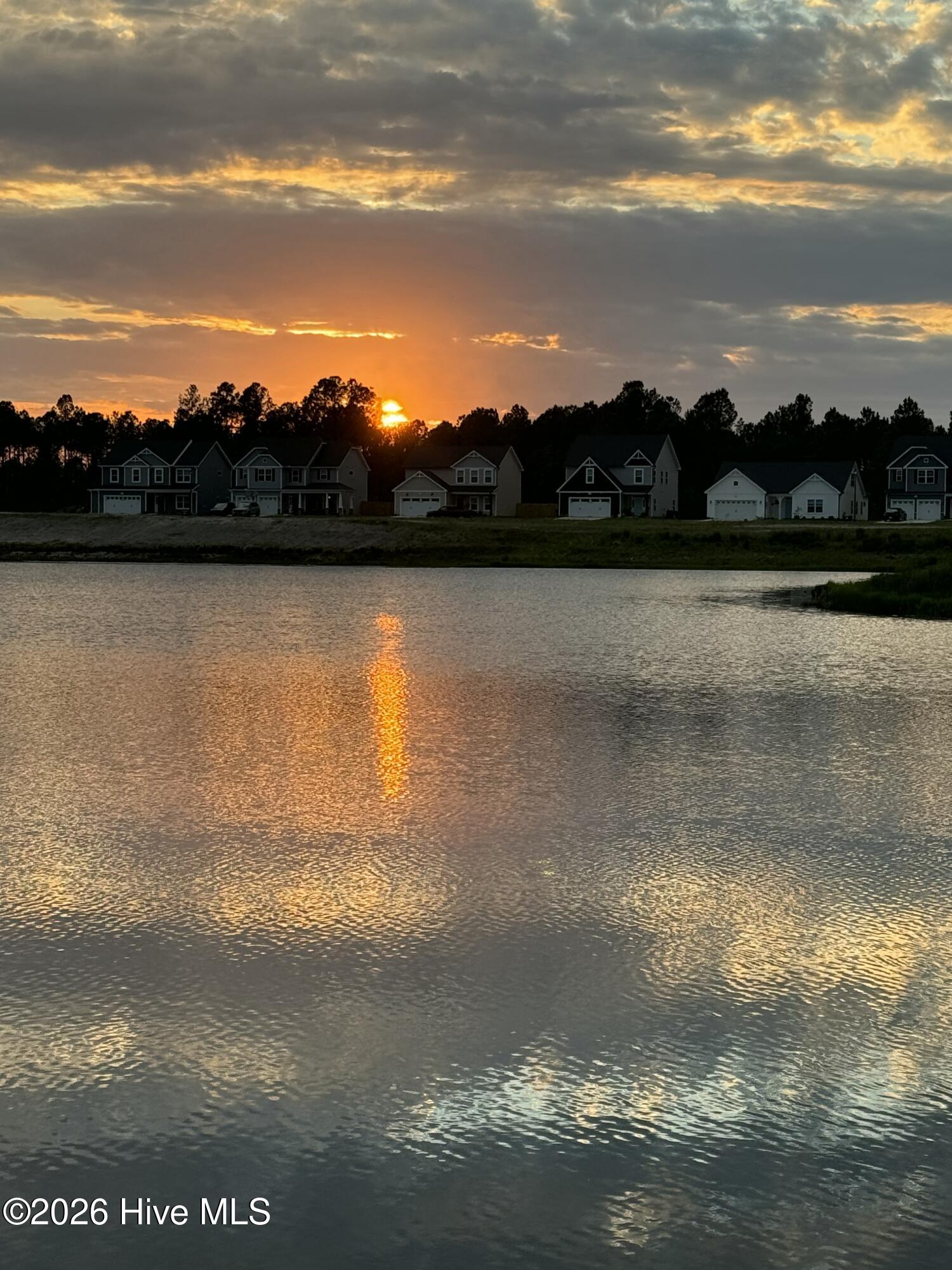 100561884 | Photo 11