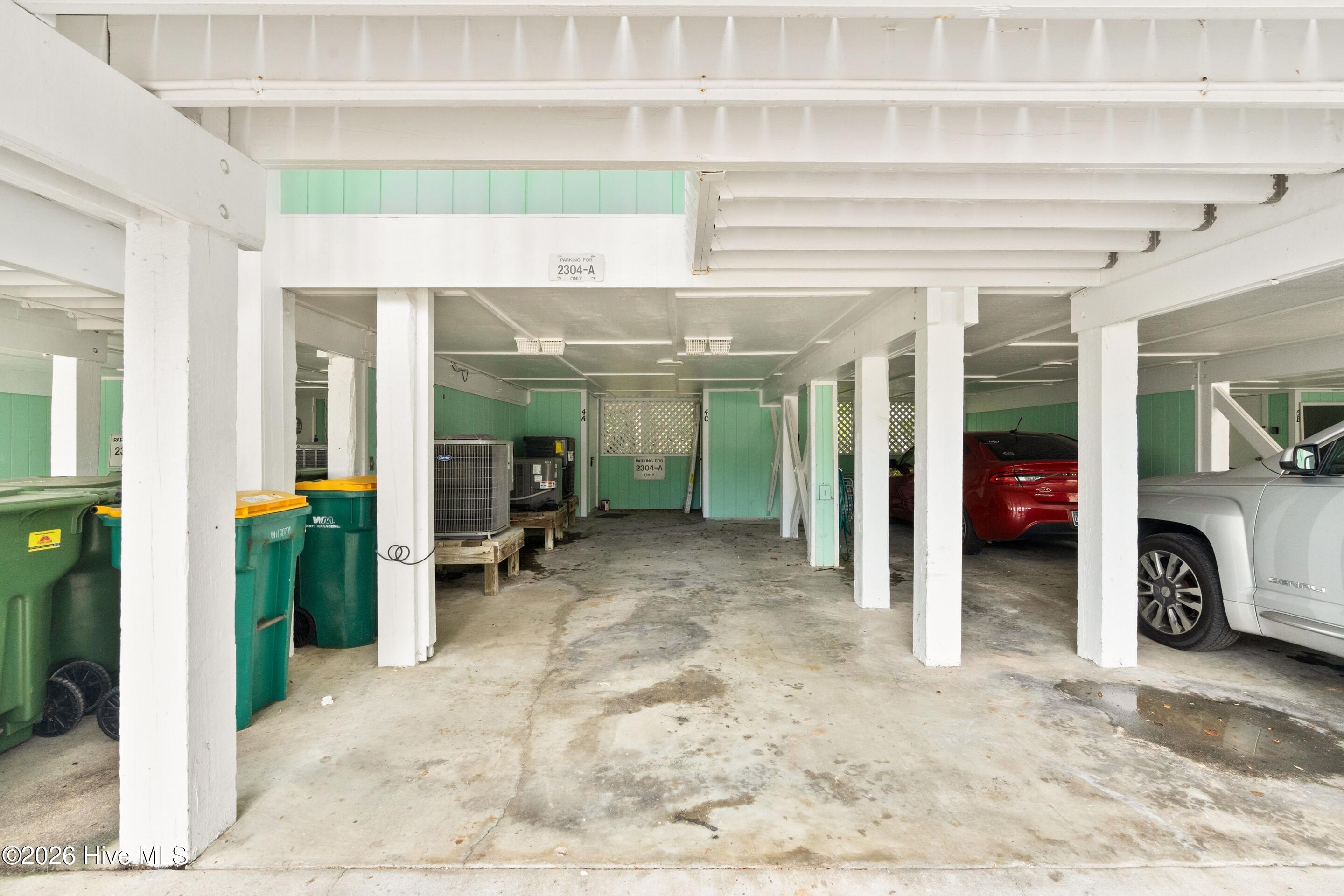 100551505 | Photo 19