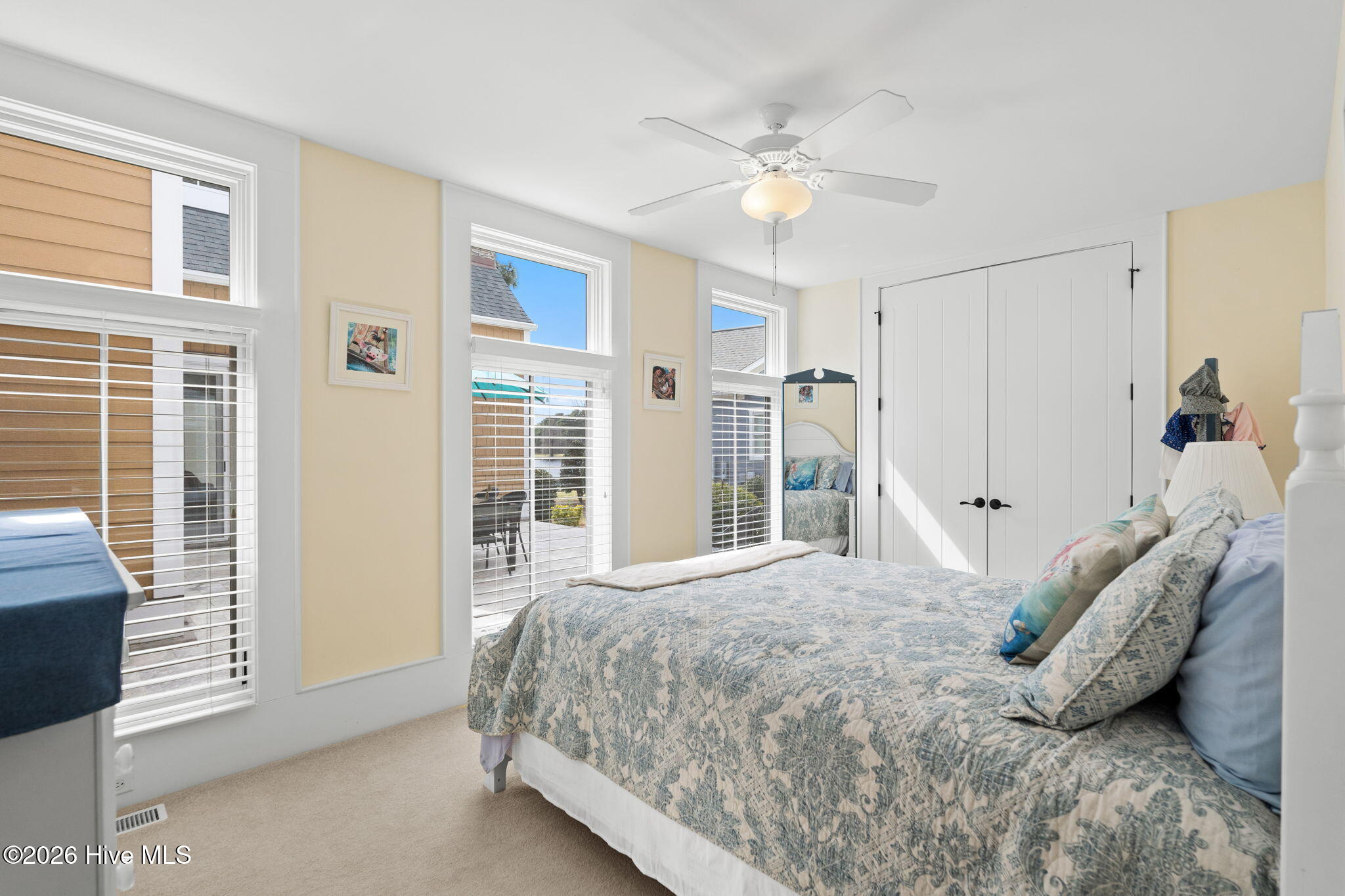 100563236 | Photo 27