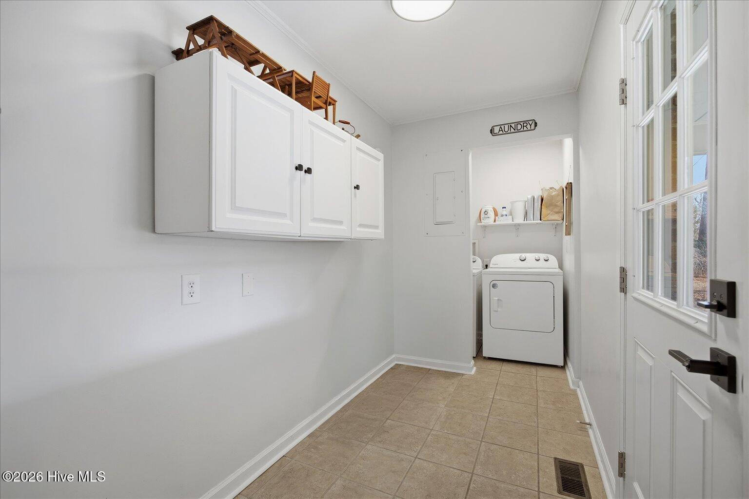 100548025 | Photo 27