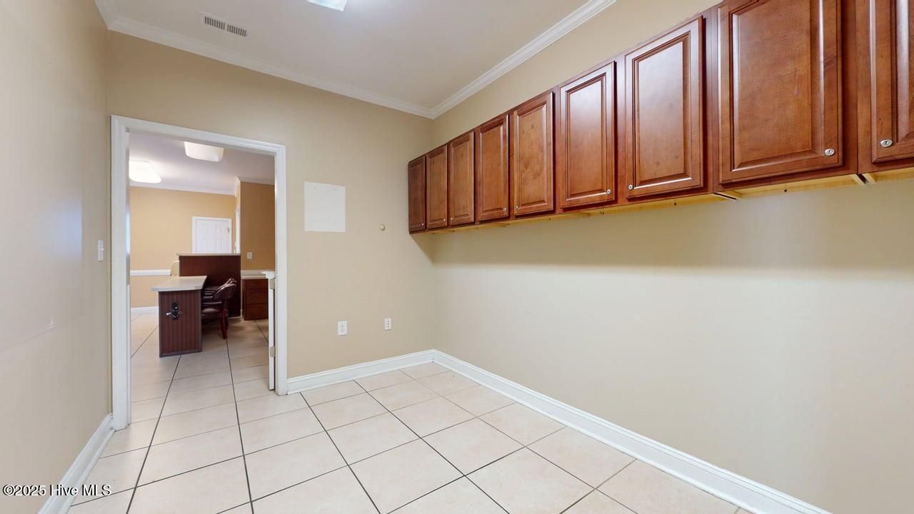 180-Coastal-Ln-10072025_103013