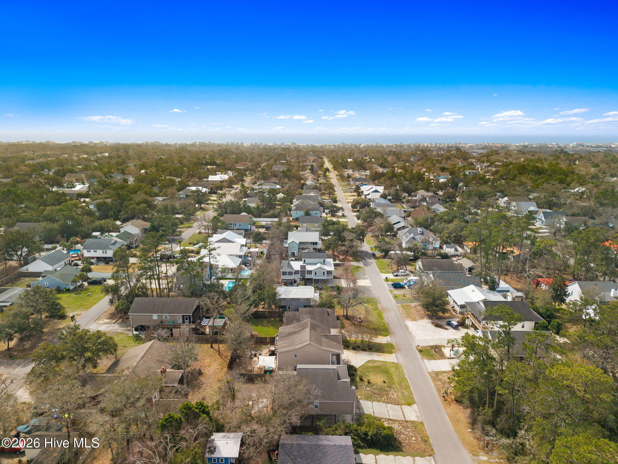 100560273 | Photo 51