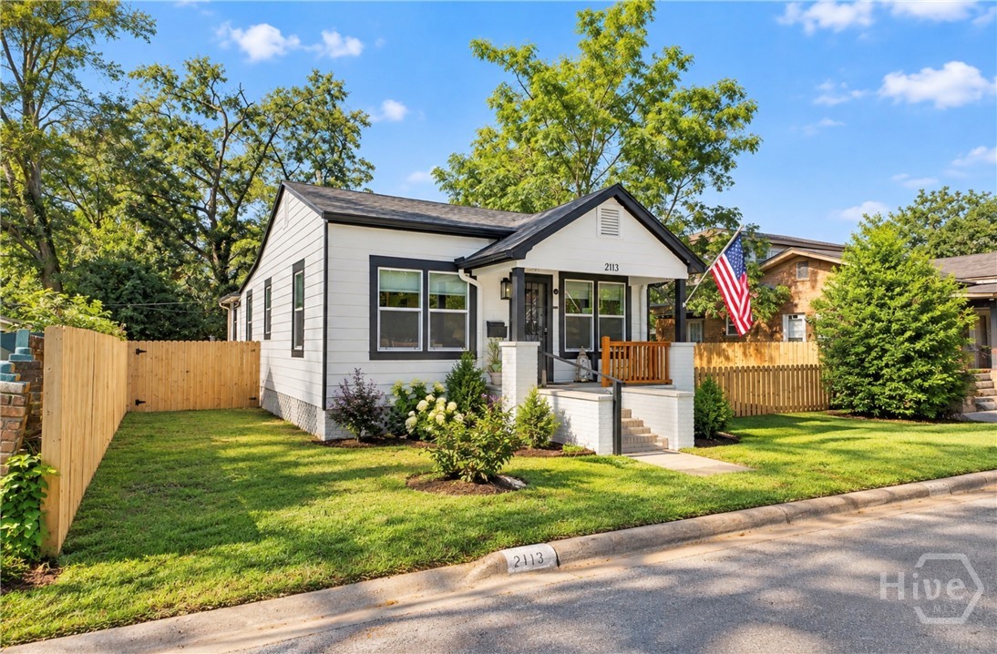 Photo 3 of Single family home for sale at 2113 Mell St, Savannah, GA 31415 | MLS# SA364651 | Listing updated on 2026-09-18