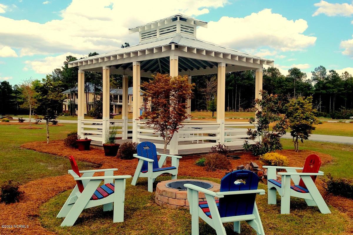 28 Palm Court, Minnesott Beach, NC, 28510