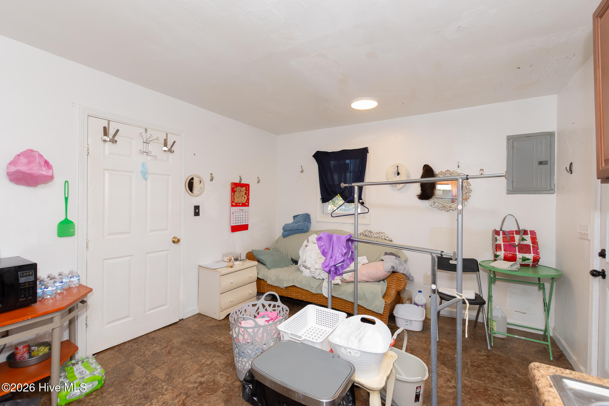 100549393 | Photo 27