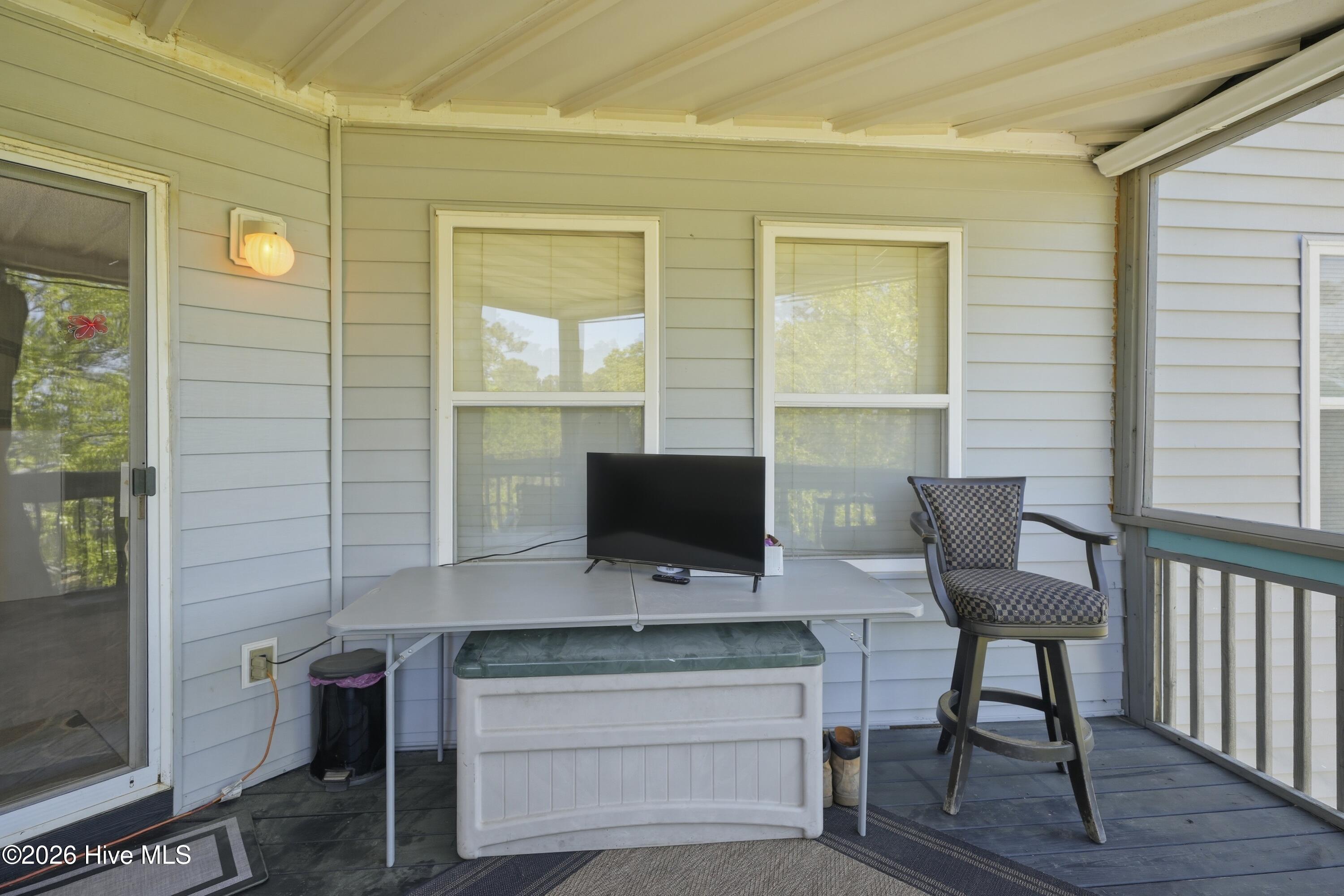 02_700_W_1st_St_h7_Kill_Devil_Hills_NC_2