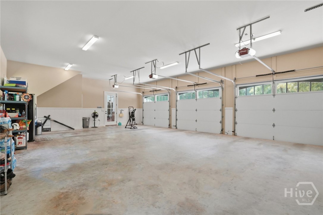 3 Car Garage