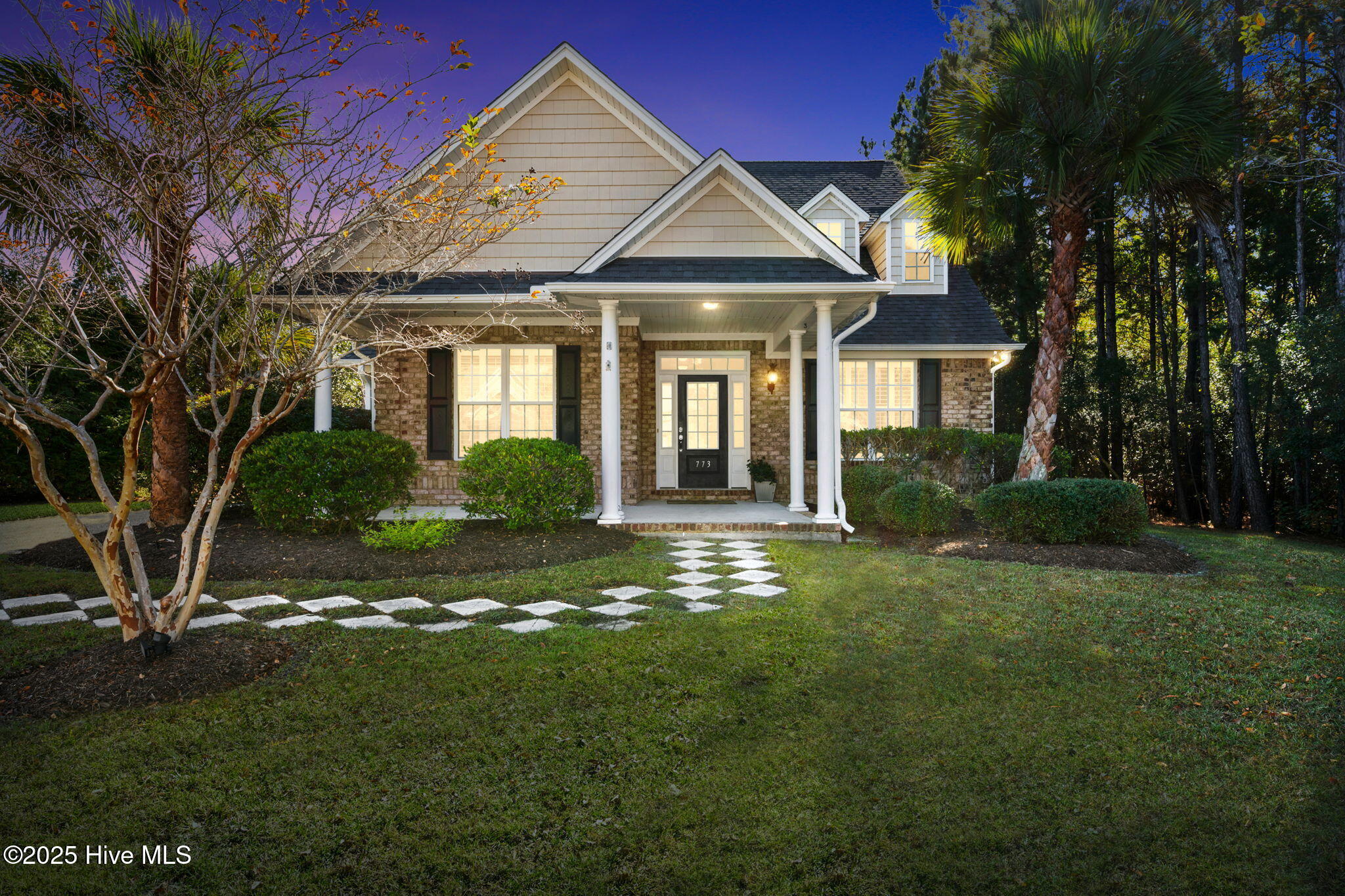 100538167 | Photo 39