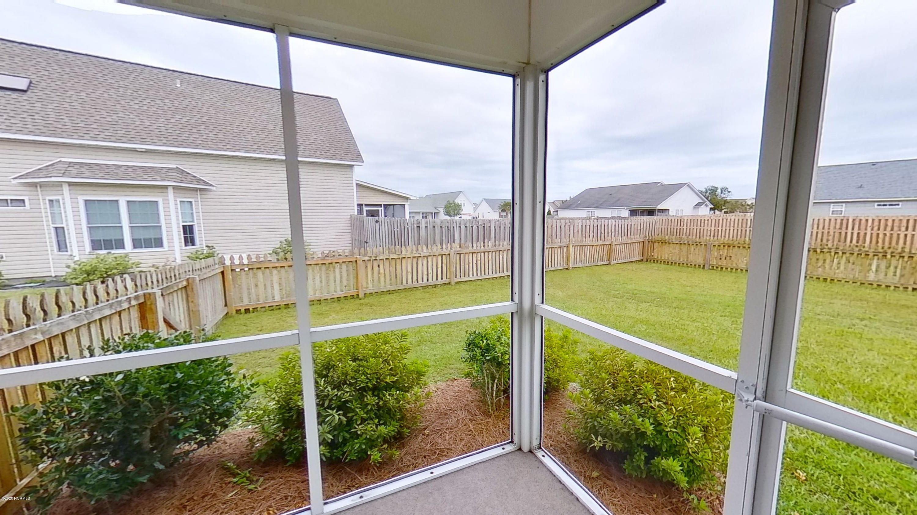 100550444 | Photo 22