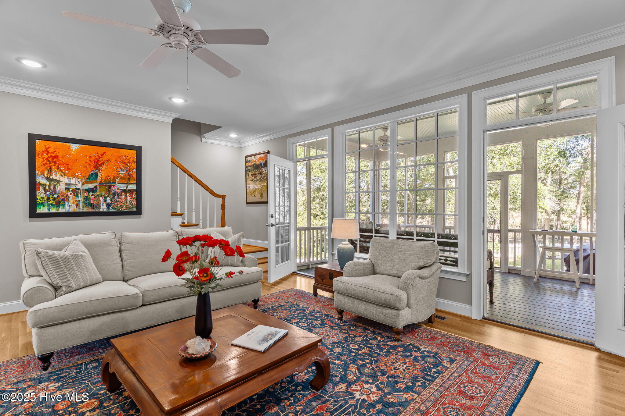 100538166 | Photo 17