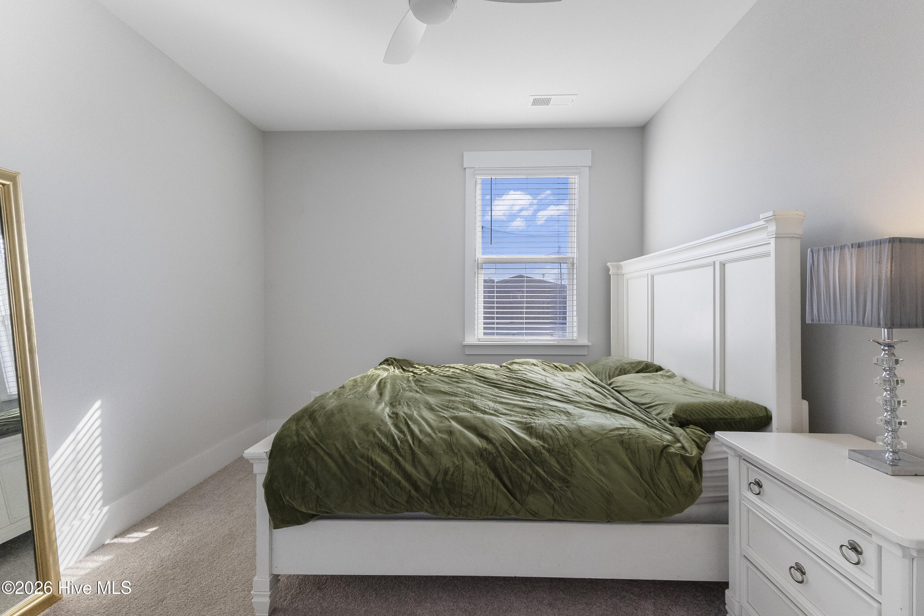 100547510 | Photo 32