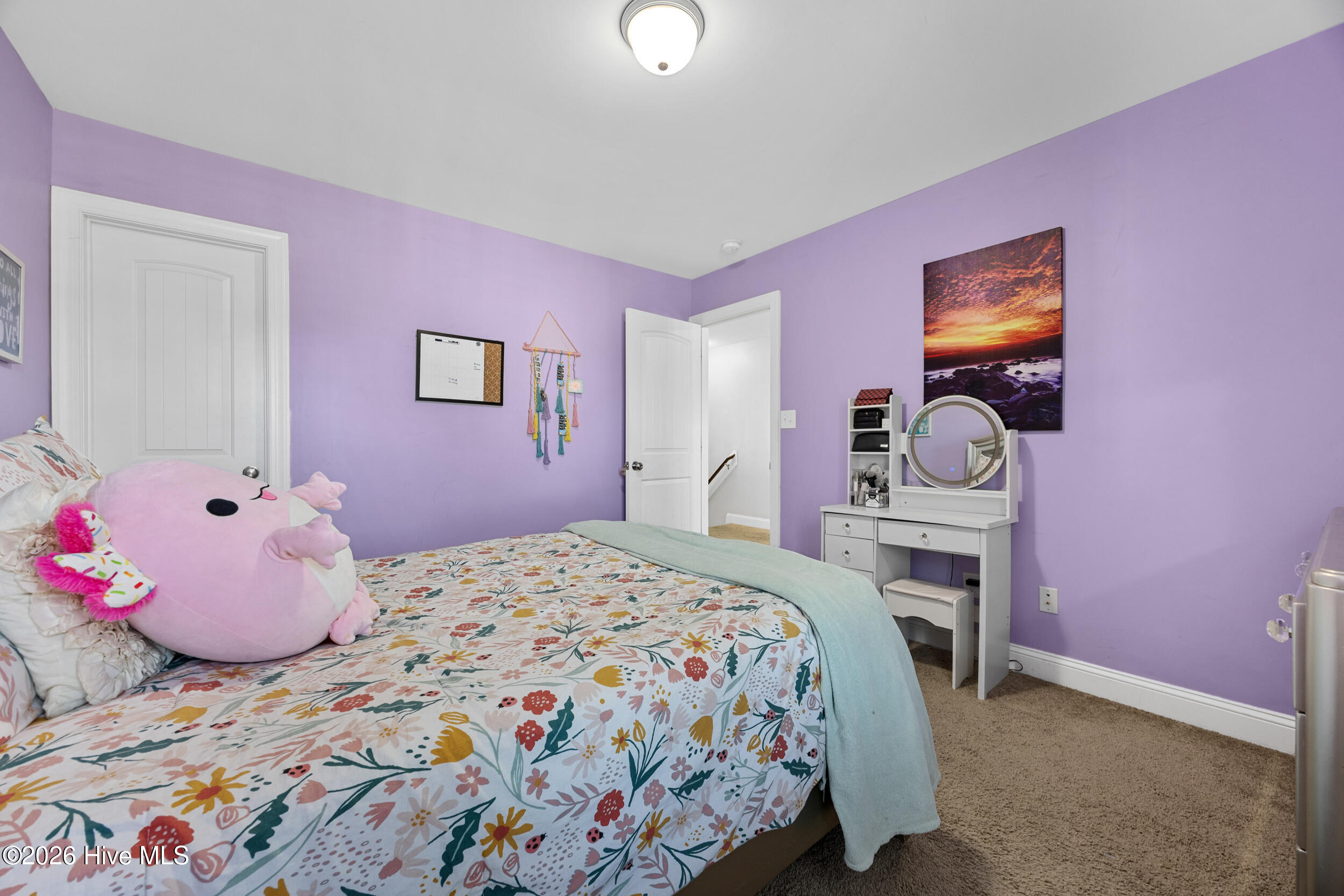 100564853 | Photo 27