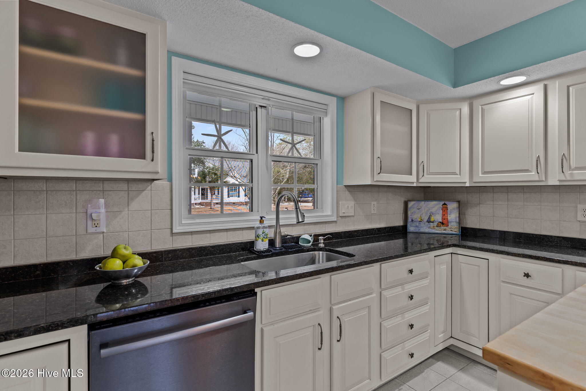 100555796 | Photo 24