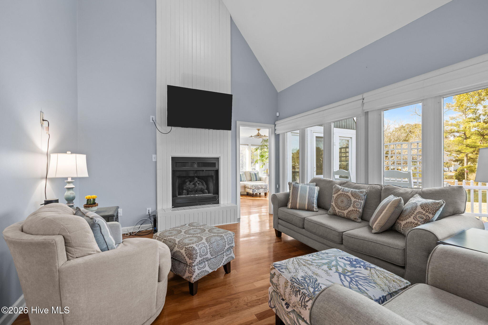 100551072 | Photo 28