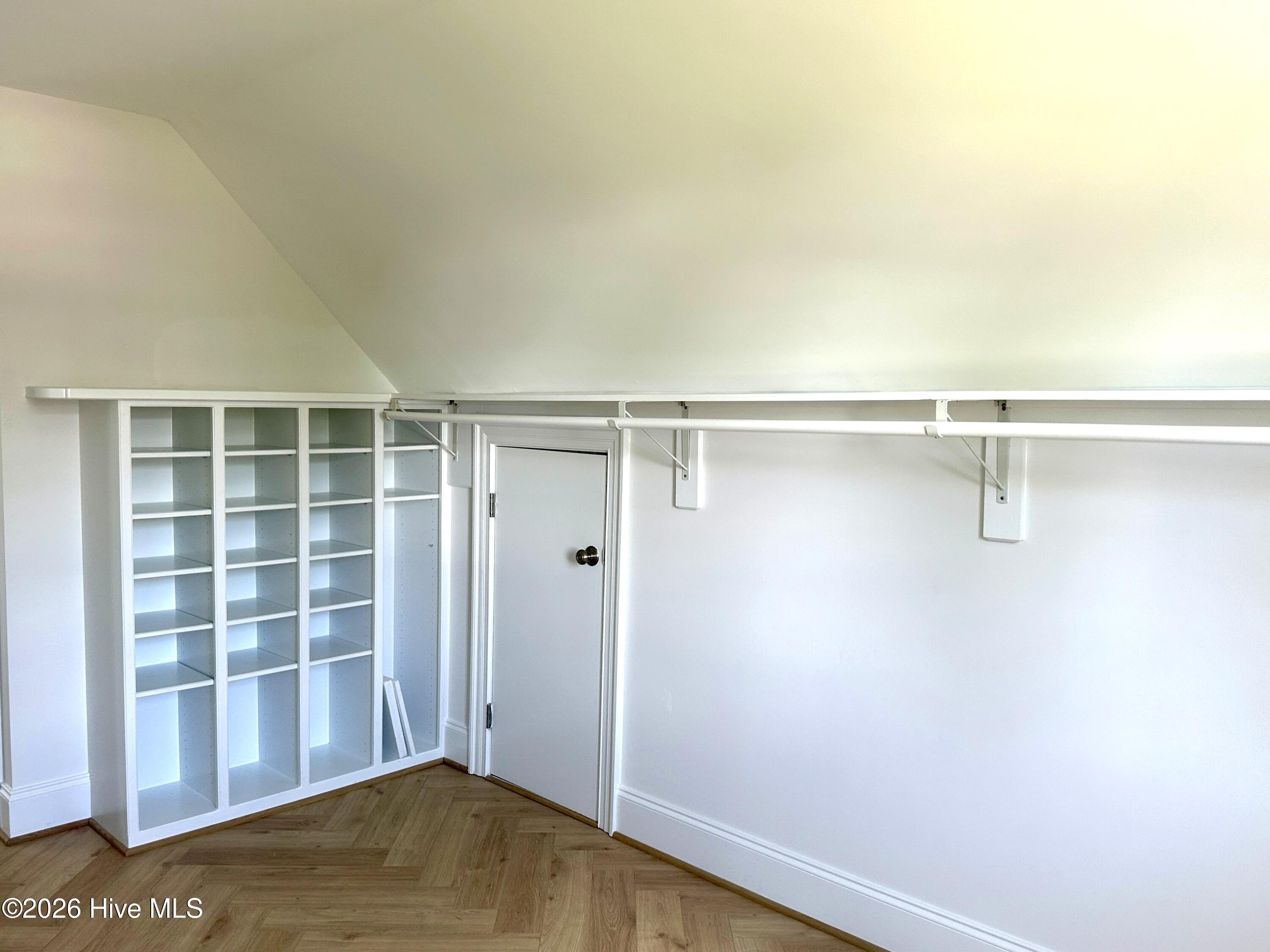Closet 1