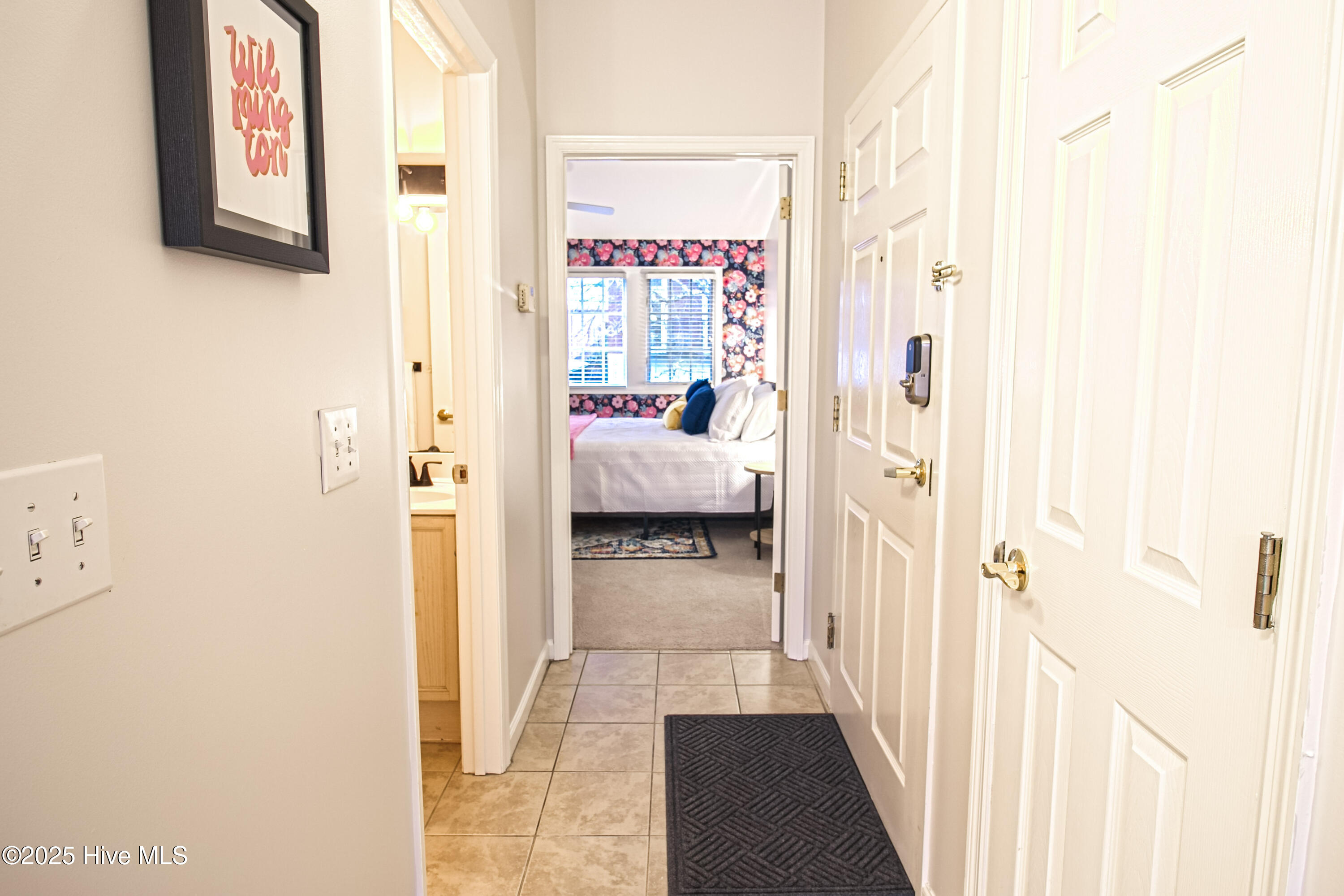 100545473 | Photo 17