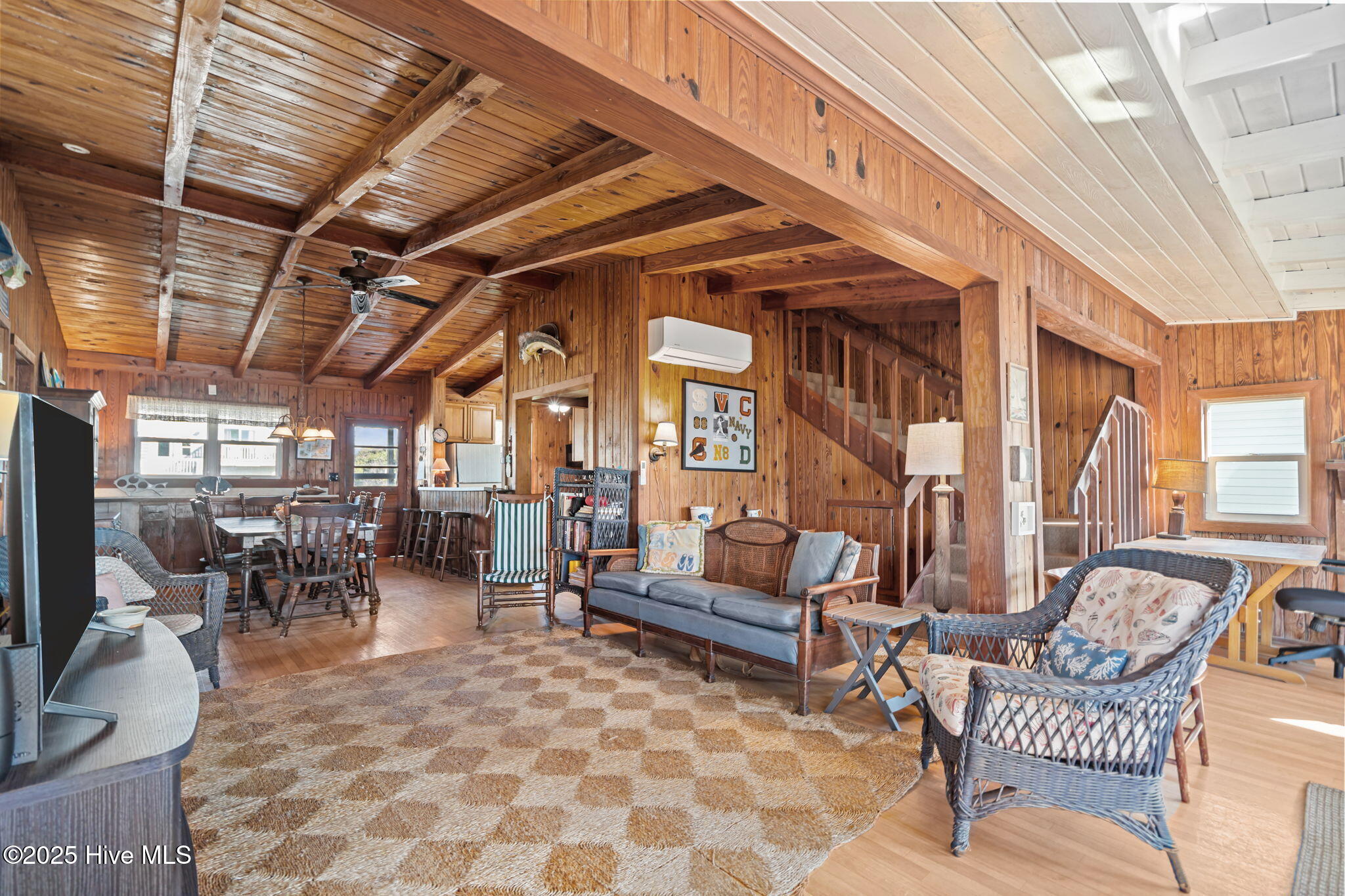 100539644 | Photo 14