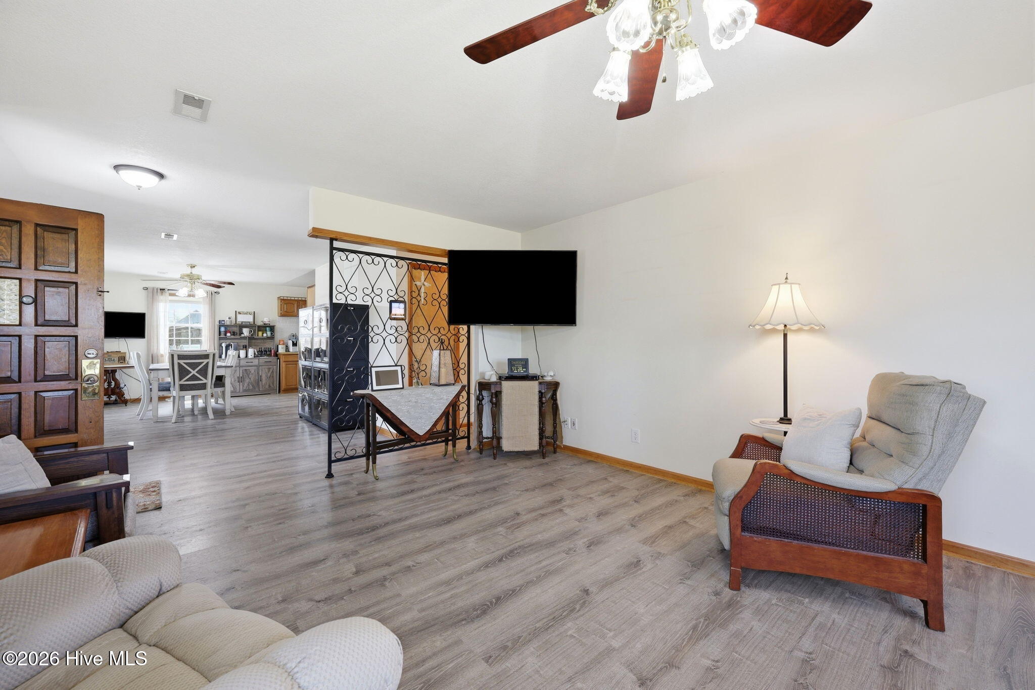 1556 Living Room
